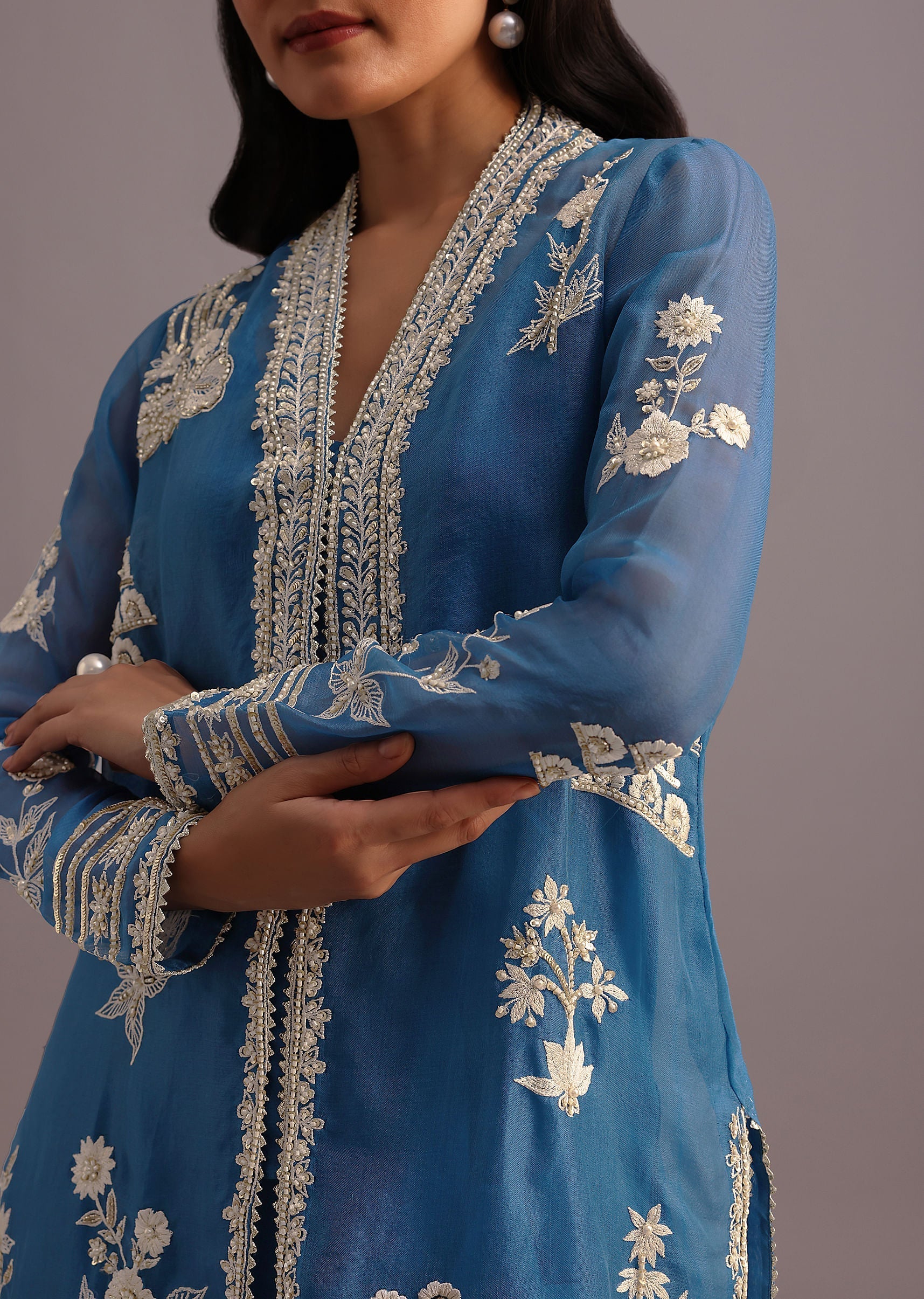 blue_resham_work_kurti_palazzo_suit-sg271328_5_a10b9a1e-f41d-4bab-b08c-afb4e6fe68d2.jpg