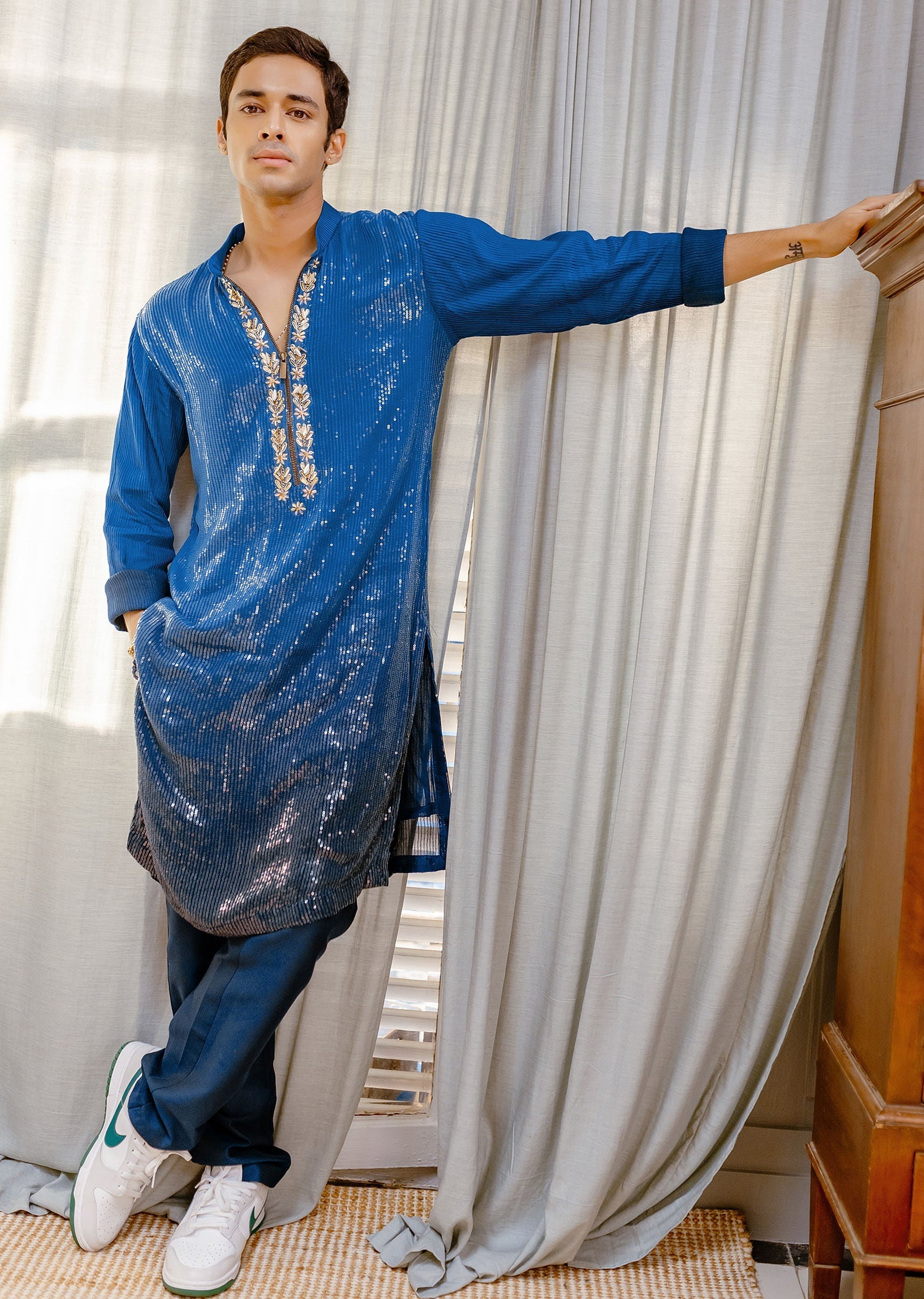blue_shaded_sequin_kurta_with_navy_blue-sg233676_1_b95c424f-f16a-4cc5-86f7-e64bc917cb08.jpg
