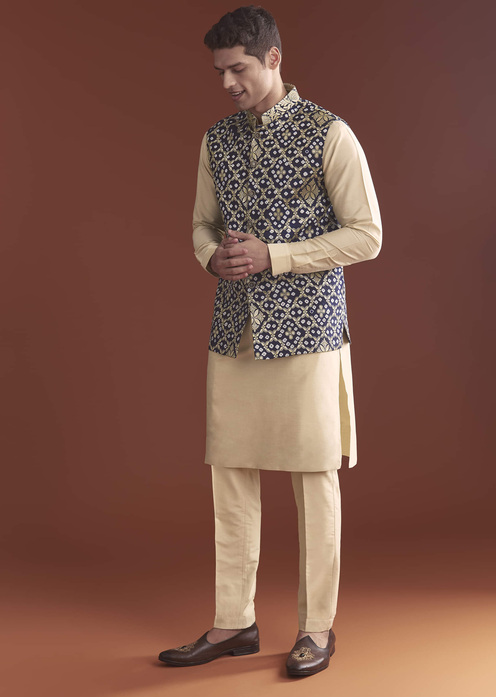 blue_silk_bandhani_kurta_jacket_set_for_men_with_geometric-sg332788-5_4.jpg