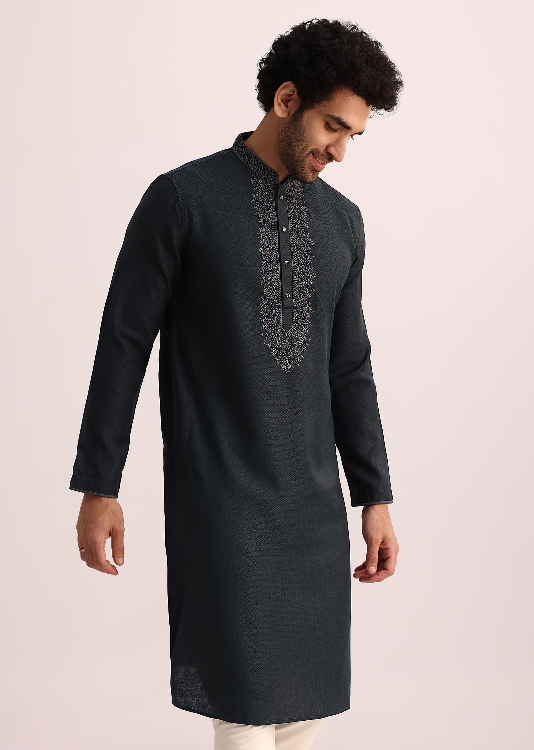 blue_silk_blend_kurta_set_with_hand_thread_work-sg259207_1_becd8f11-4934-49b7-ad0e-0d1ecd9eadaf.jpg