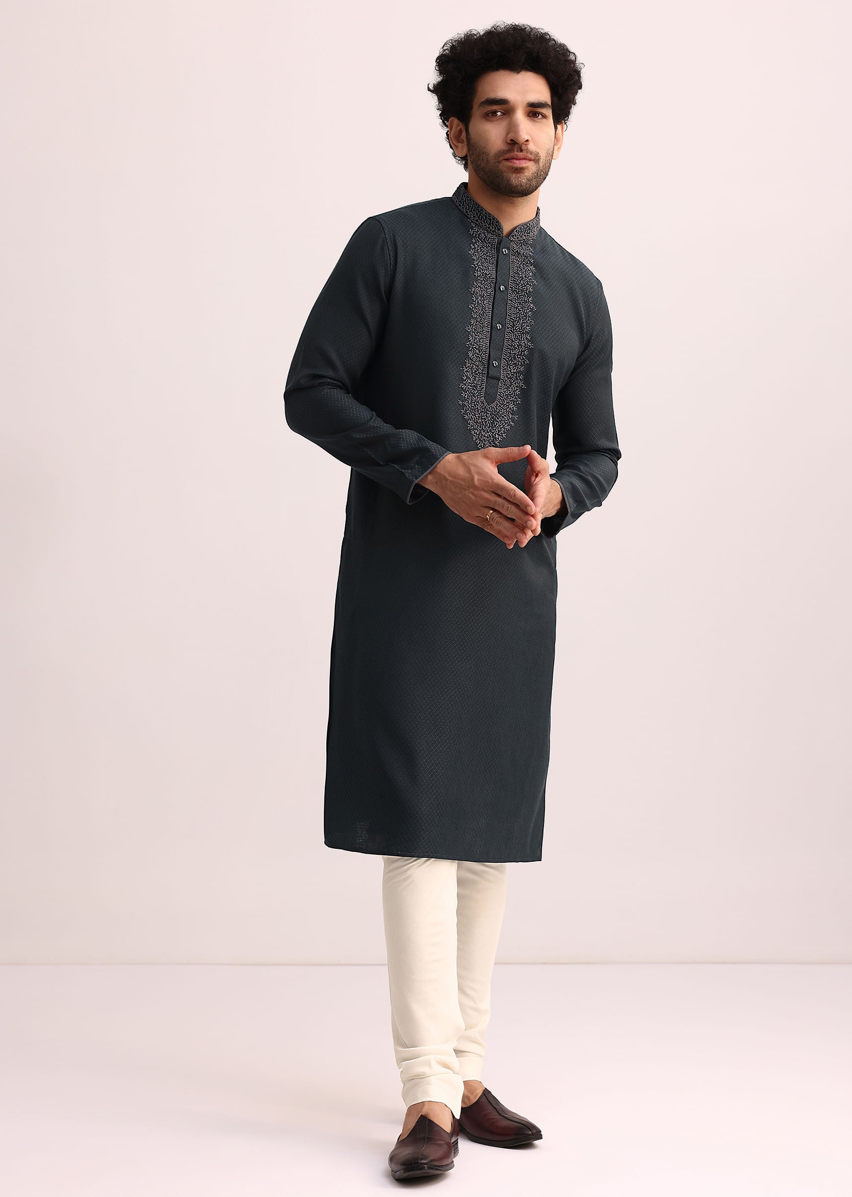 blue_silk_blend_kurta_set_with_hand_thread_work-sg259207_4_2d9c84ec-9d8e-46a1-8575-9bf6633e87cb.jpg