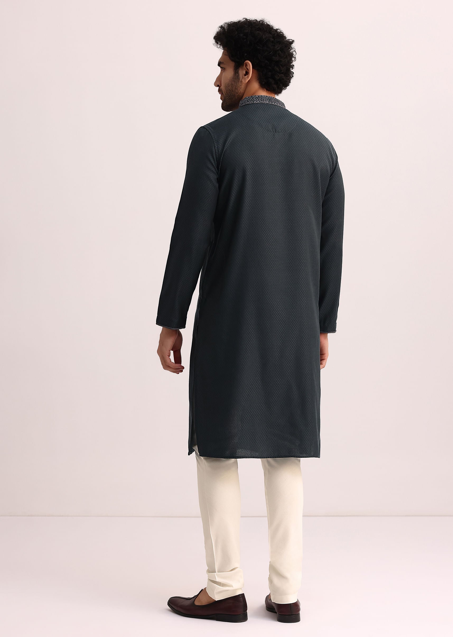 blue_silk_blend_kurta_set_with_hand_thread_work-sg259207_7_02f9dfe4-0e8c-4de2-a31b-cf2208e4743b.jpg