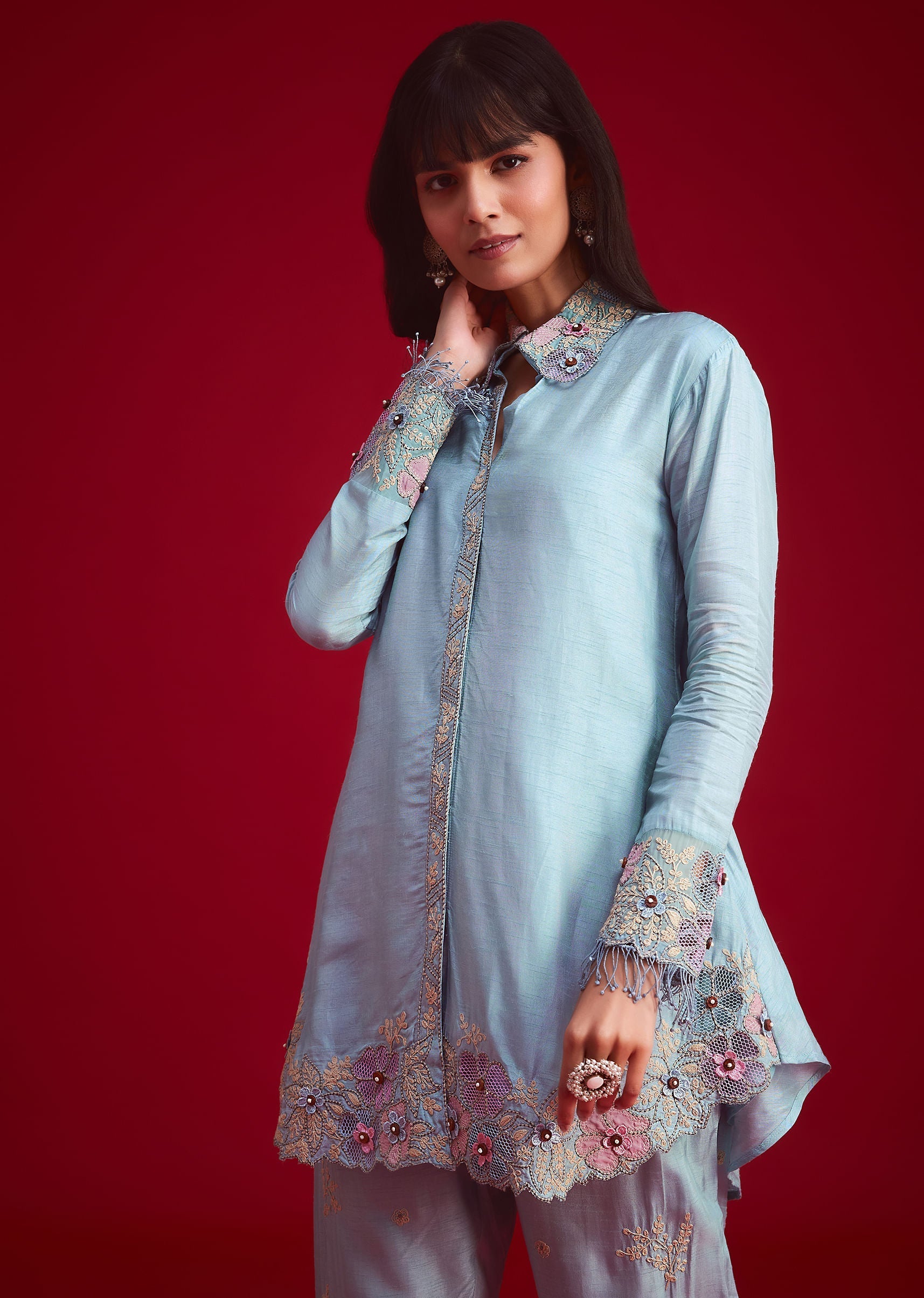 blue_silk_threadwork_and_patch_work_kurta_pant_set-sg277651_5_03f699c6-e626-4fce-b3e7-73749683a24b.jpg