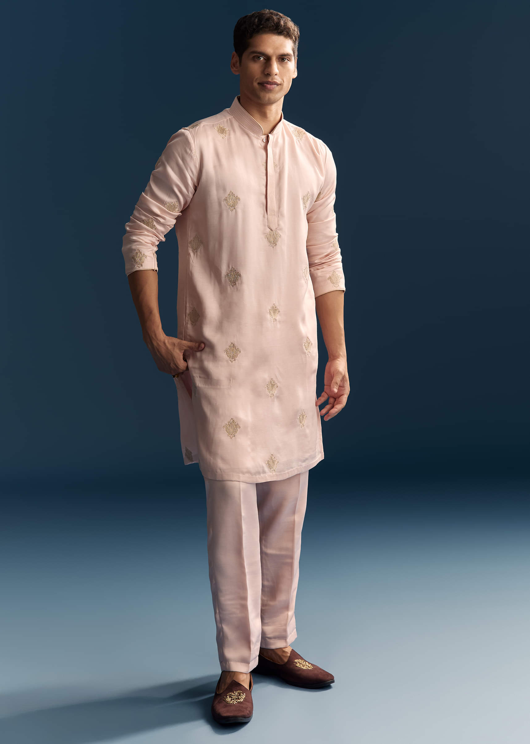 blush_pink_kurta_set_for_men_with_gold_thread-sg321564-1-nosto_4.jpg