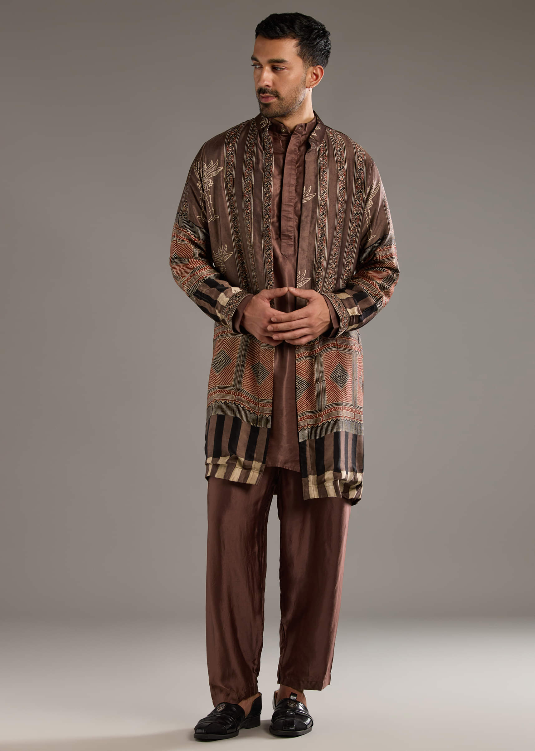 brown-modal-linen-kurta-jacket-set-for-men-with-hand-block-ajrakh-print-sg359326-3.jpg