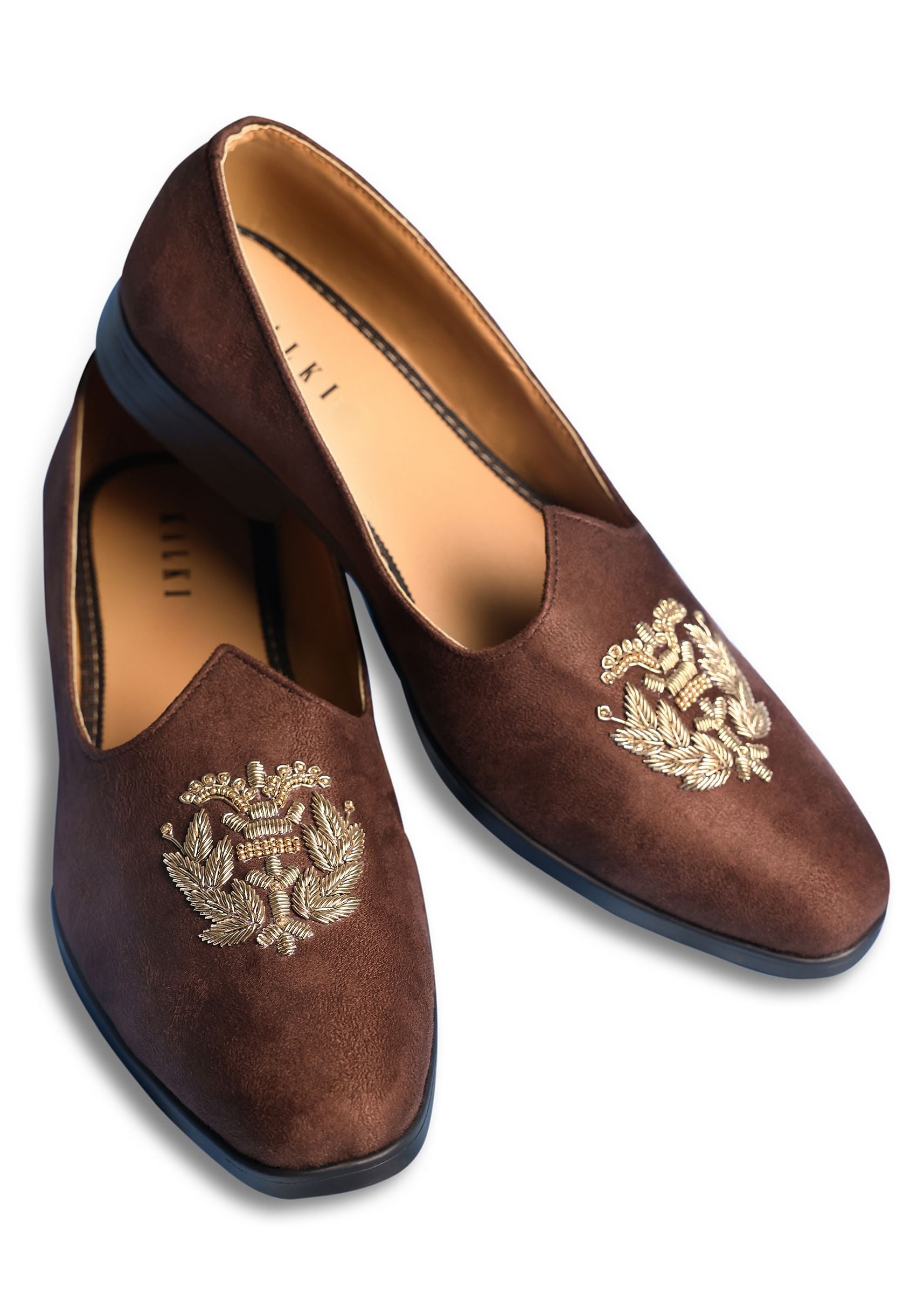 brown_velvet_jutti_with_hand_work-sg225045_7_3a05c8d6-0b48-4db3-970a-eca063c9de46.jpg
