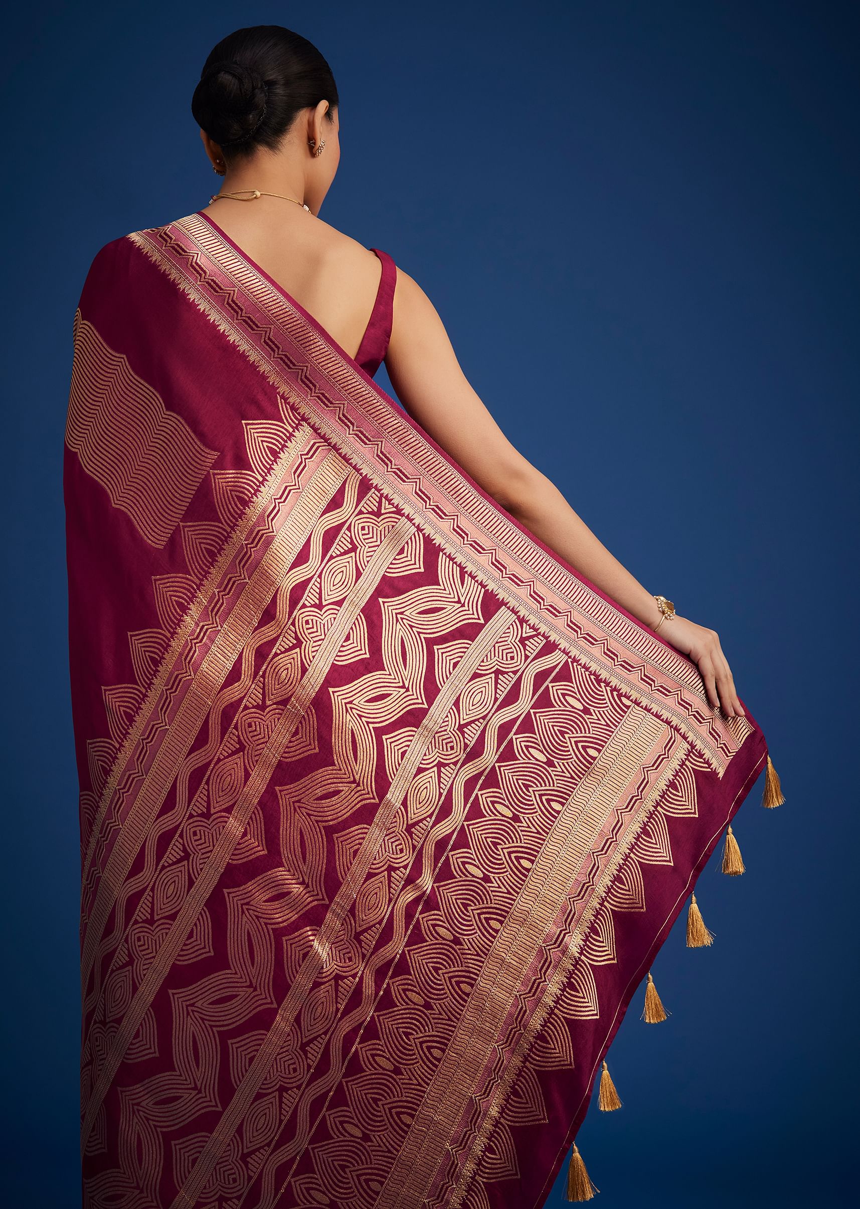 burgundy_pink_dola_silk_saree_with_all_over-sg276475_2_b6711378-93cc-436e-9376-34e2a2c6ba98.jpg
