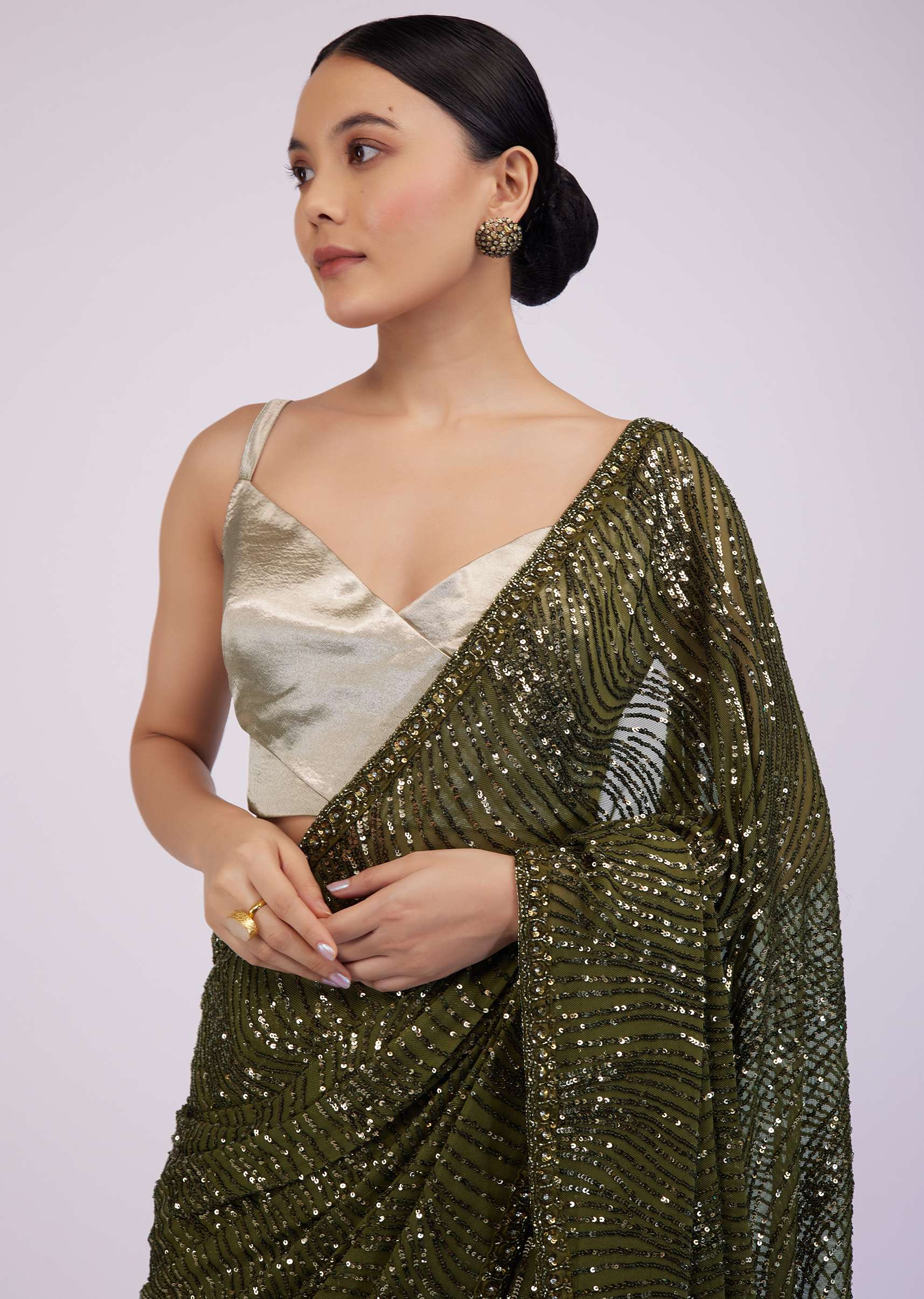 capulet_olive_green_saree_in_sequins_with_embroidery-sg99556_6_d1410591-95ce-4f21-915c-887d5c4b70aa.jpg