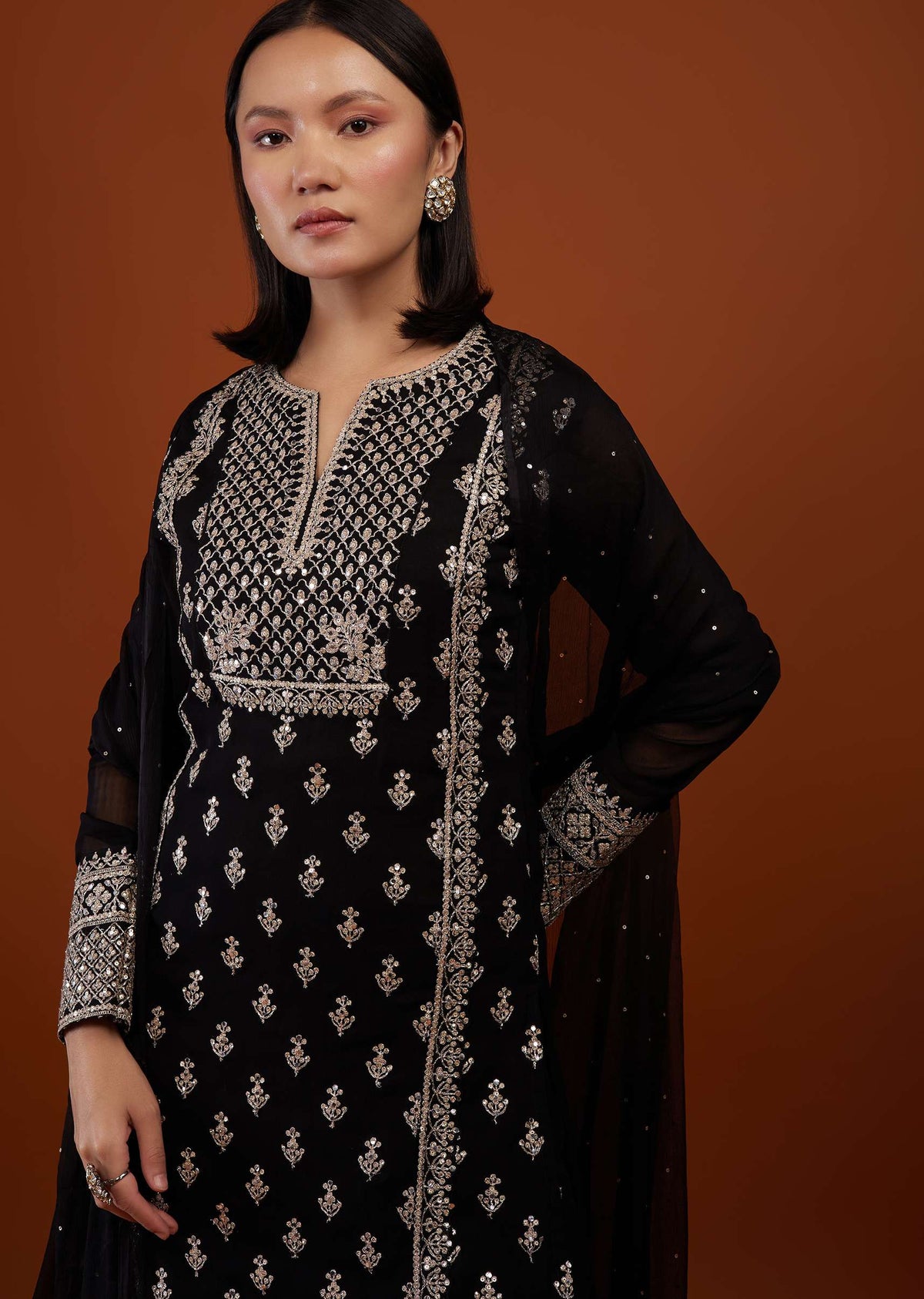caviar_black_embroidered_georgette-sg126128_6_5cc28f58-a4de-43f9-9658-12077d0a925d.jpg