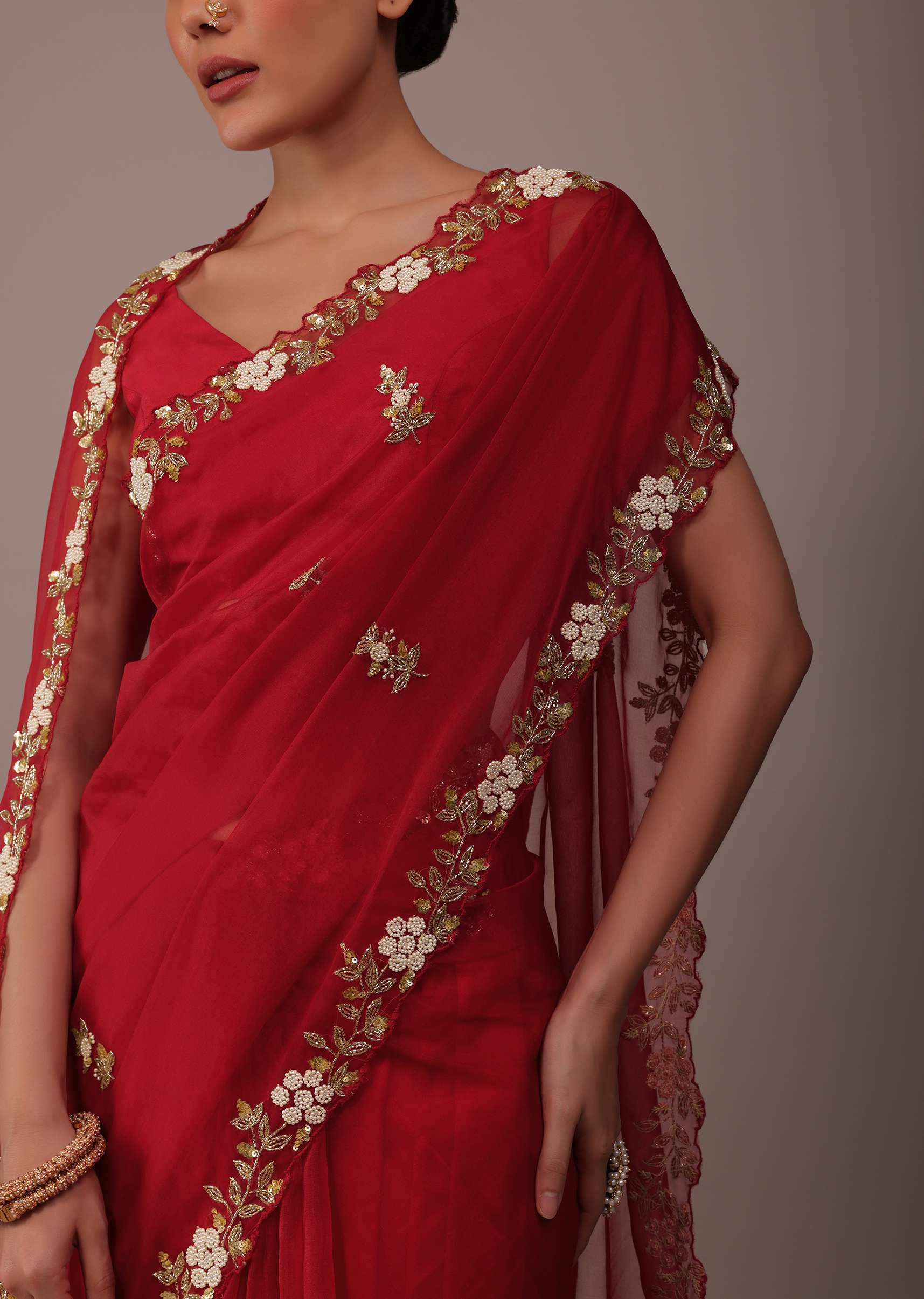 cherry_red_saree_in_organza_with_cut_dana-sg110297_6_1ddc6b11-d65e-46dd-ab91-05ea659d1675.jpg