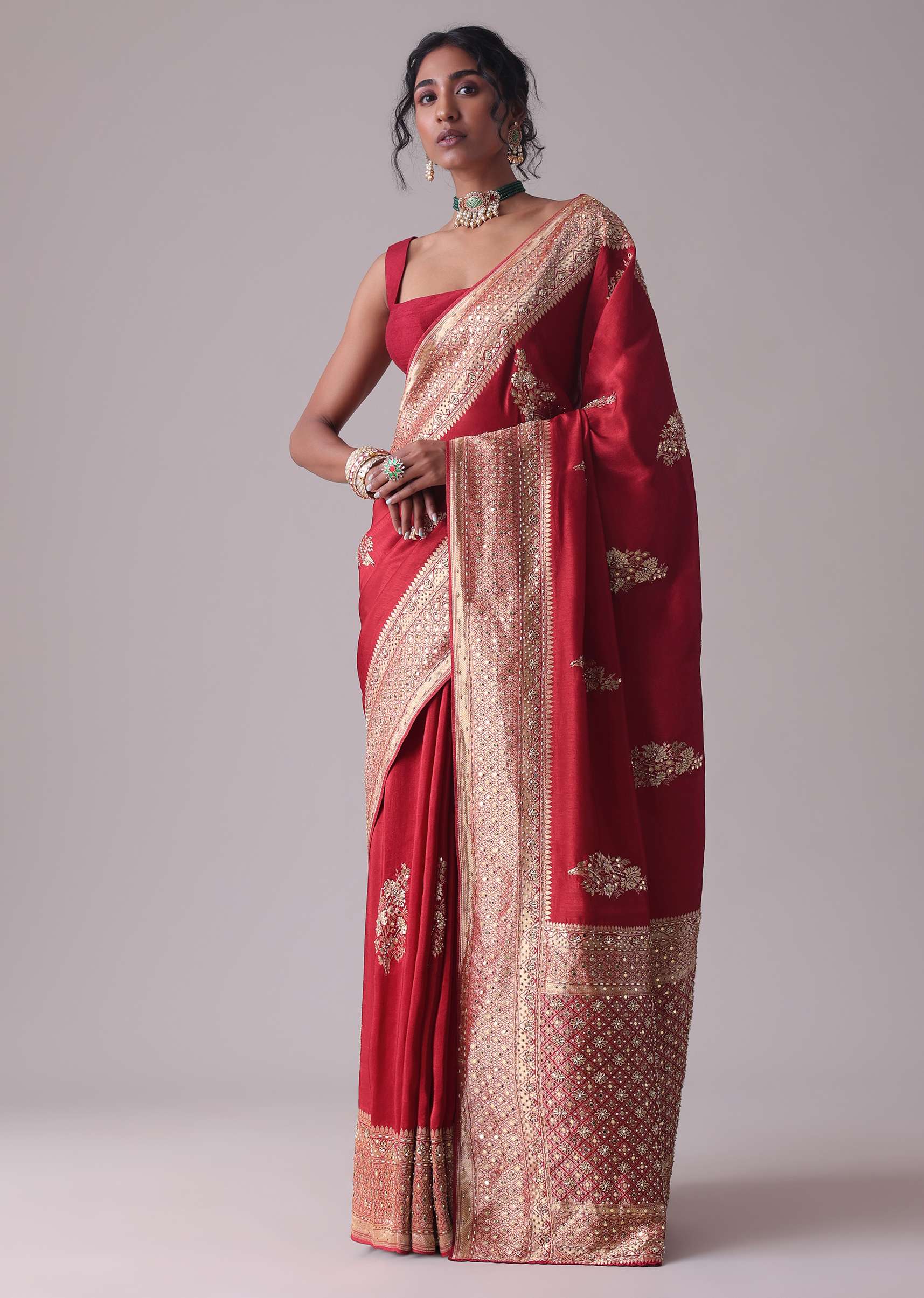 chilli_pepper_red_embroidered_saree-sg128353_2_9e73f68c-ef15-4fe9-99cd-06077dc7b20c.jpg