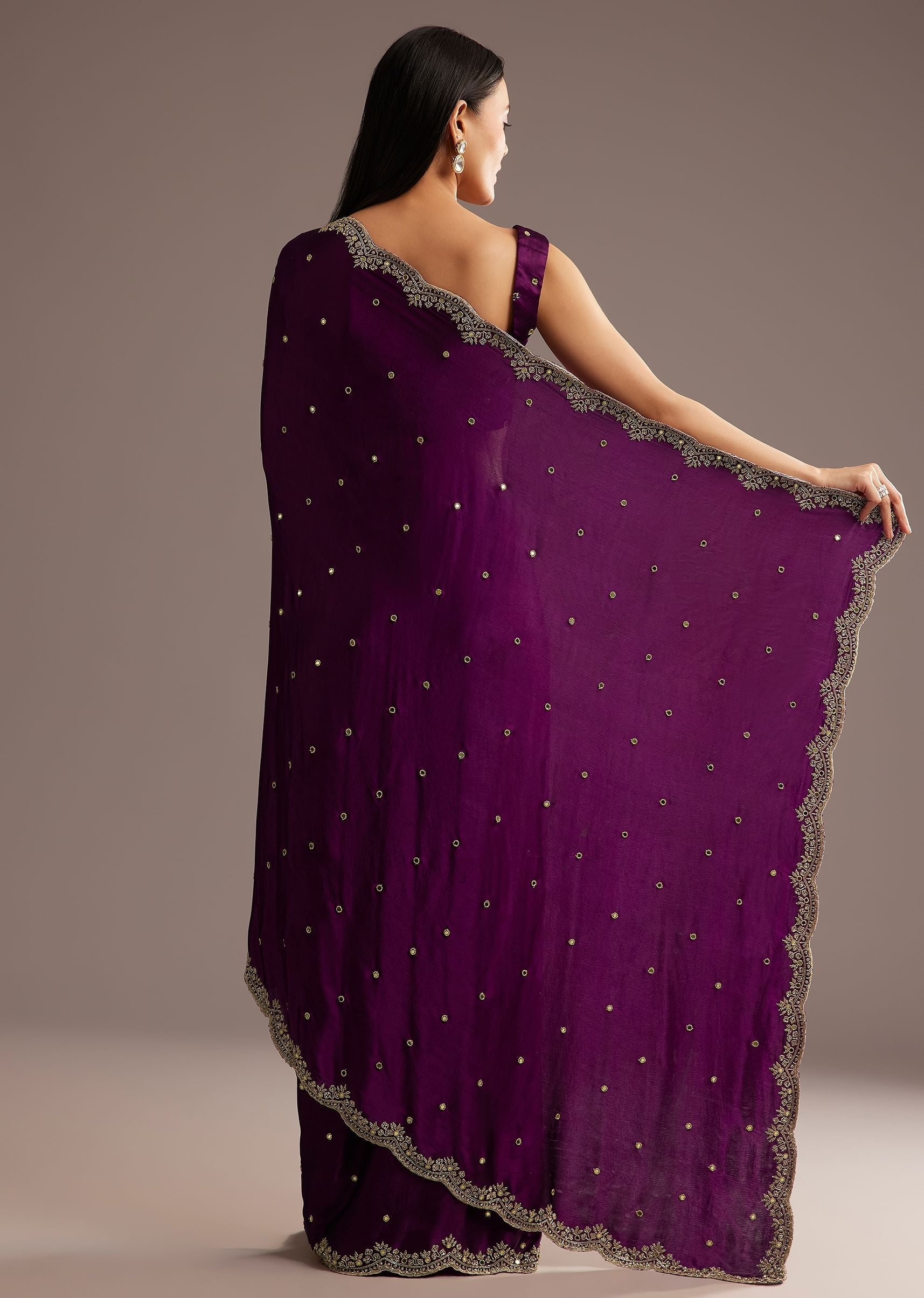 chinon-satin-saree-with-cutdana-and-mirror-embellishment-sg285852-4_4d22399b-f7e3-483b-9b16-ad3c19a8bb75.jpg