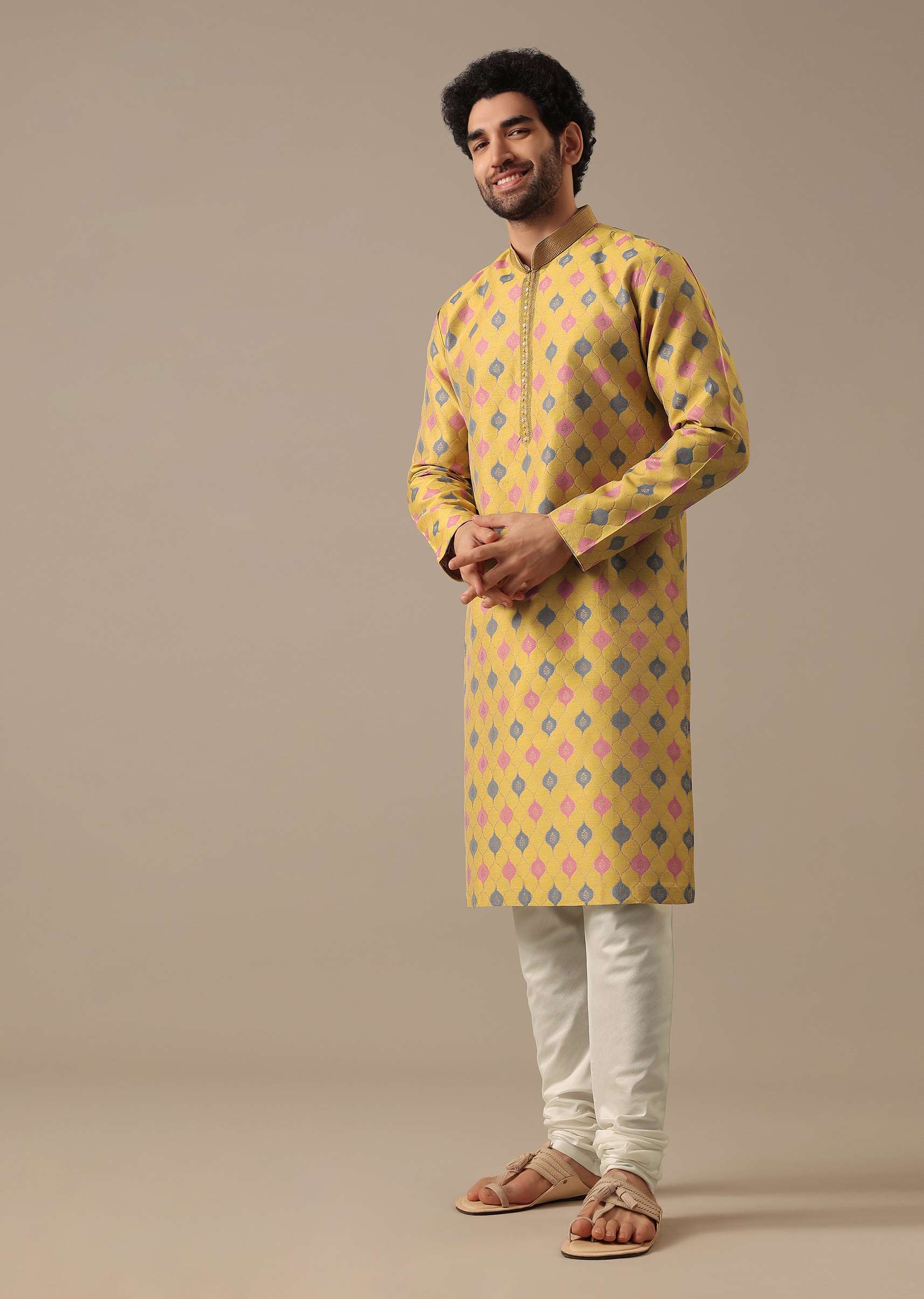 chrome-yellow-embroidered-kurta-set-in-jacquard-sg176476_6_a7796b07-6838-4908-a126-212f76ccc084.jpg