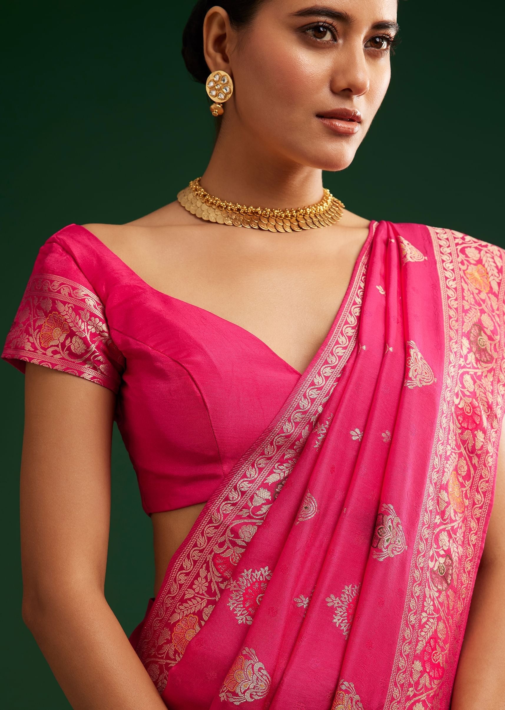 classic-red-dola-silk-saree-with-zari-detailing-sg292397-2_2de2b2f2-ce01-4b24-90a8-9e3be4b7a0b6.jpg