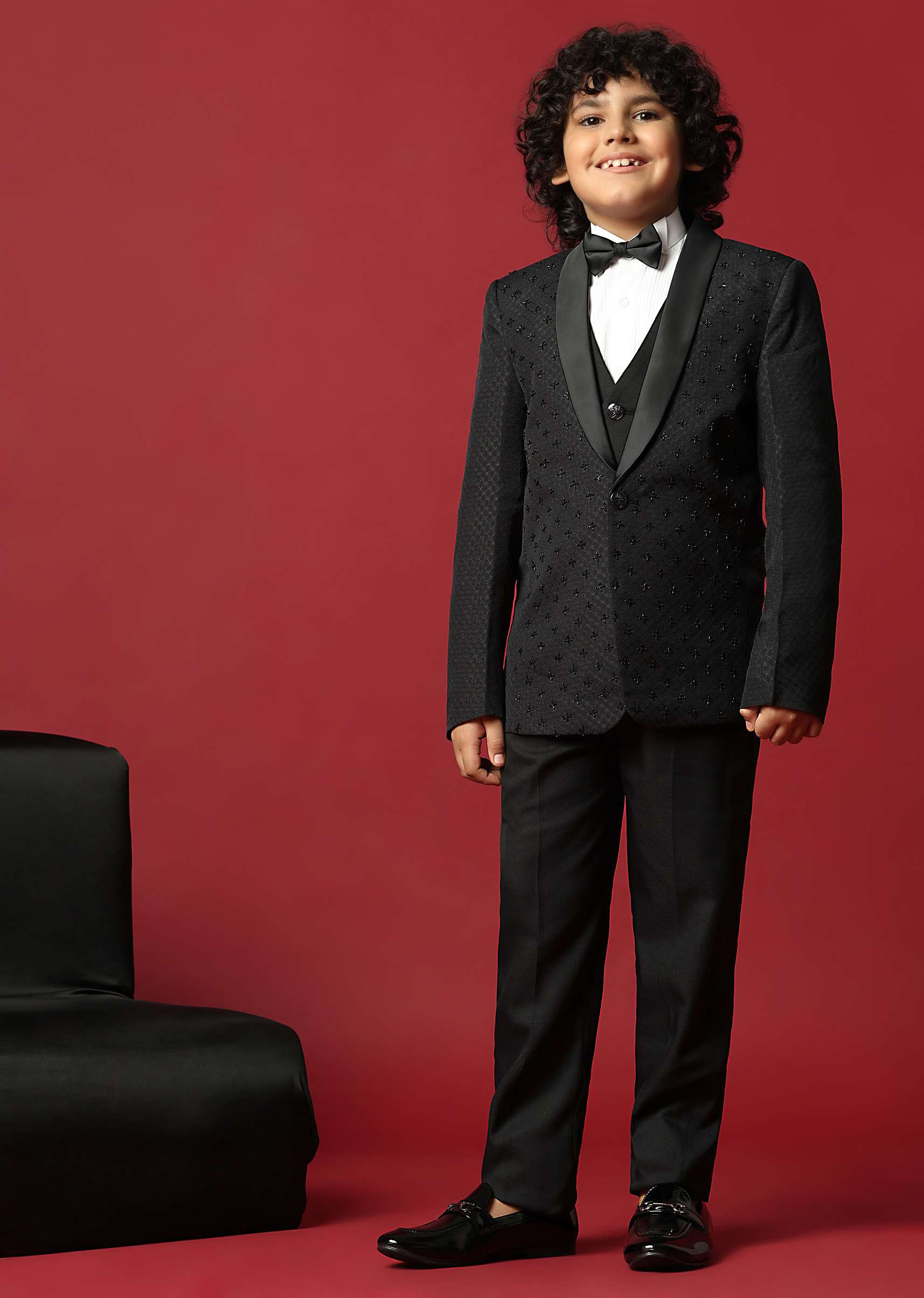 classic_black_cutwork_tuxedo_for_boys-sg201951_7_2e1a92db-0203-447b-b586-1e46ab7a4c5e.jpg