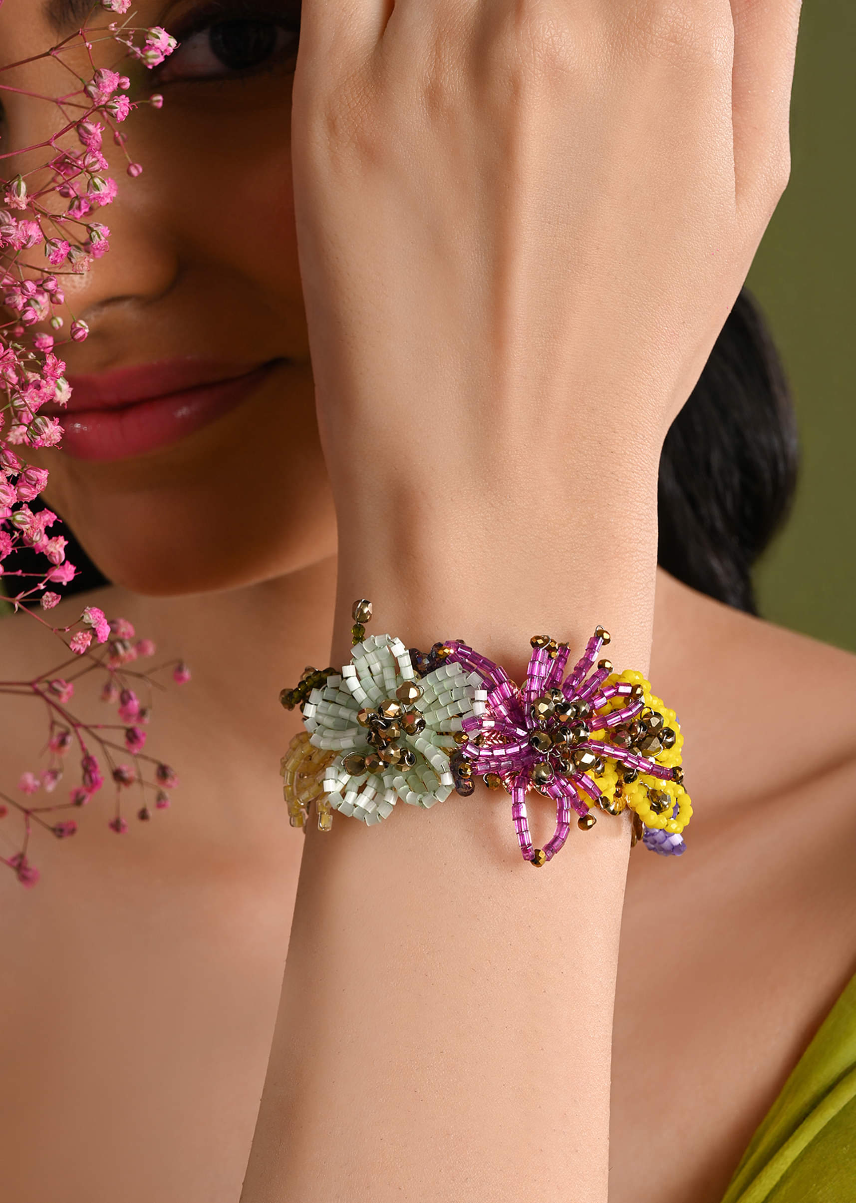 colourful_crystal_adjustable_bracelet_for-sg370970-1-nosto_4.jpg