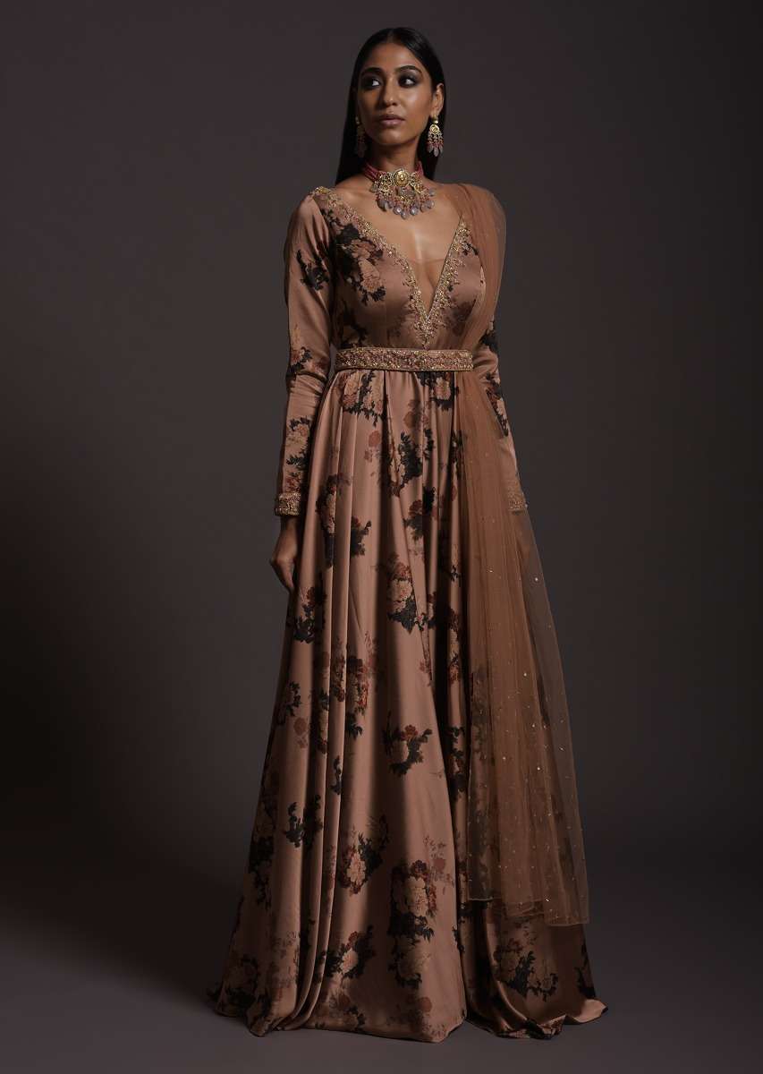 copper-peach-anarkali-suit-in-milano-with-floral-print_-plunging-neckline-and-an-embellished-belt-online-kalki-fashion-m001g2002y-sg51023_3_47b5cd16-544c-4a97-b610-787c29329d41.jpg