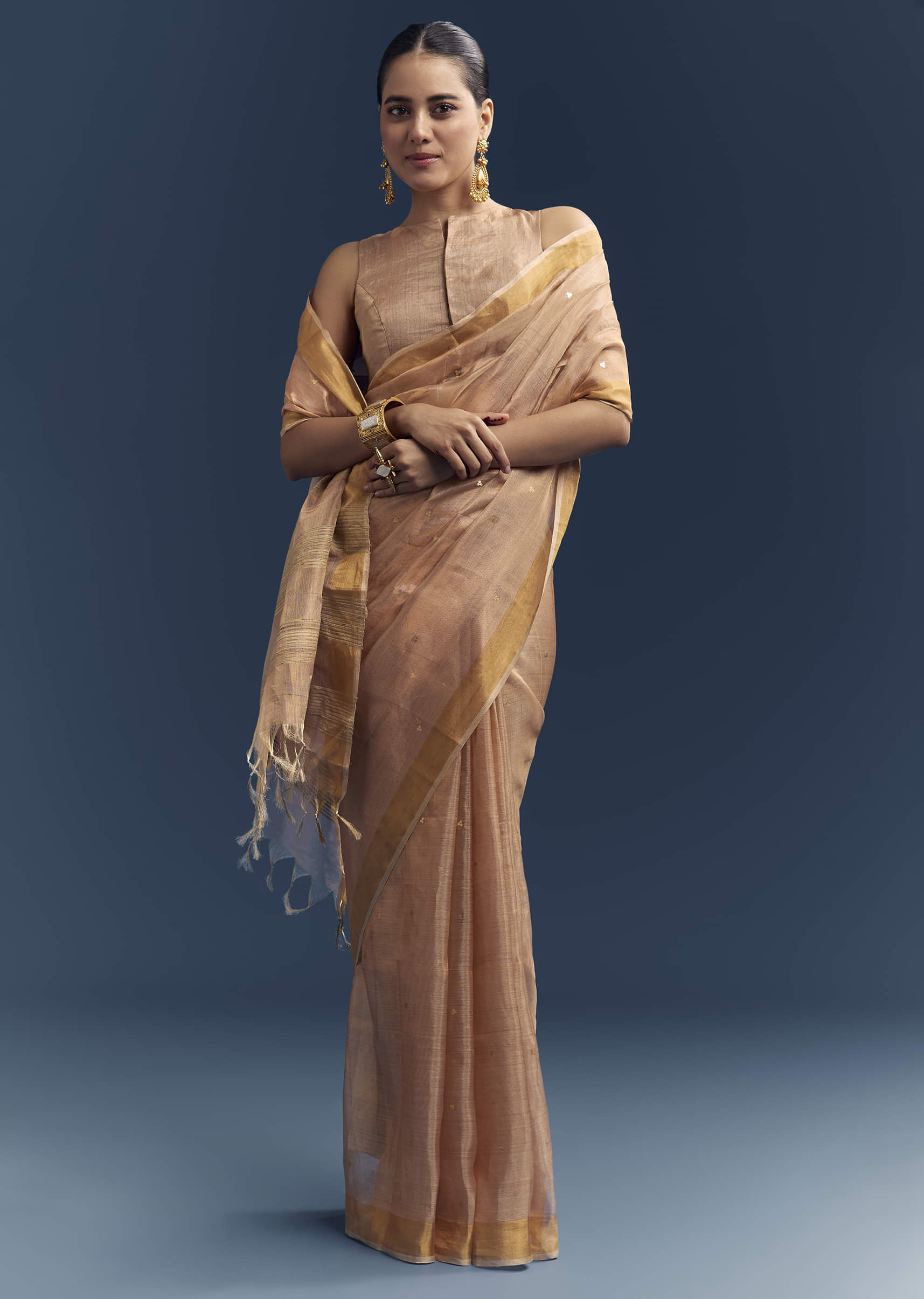 copper-tissue-organza-woven-saree-with-golden-zari-work-sg346427-3.jpg