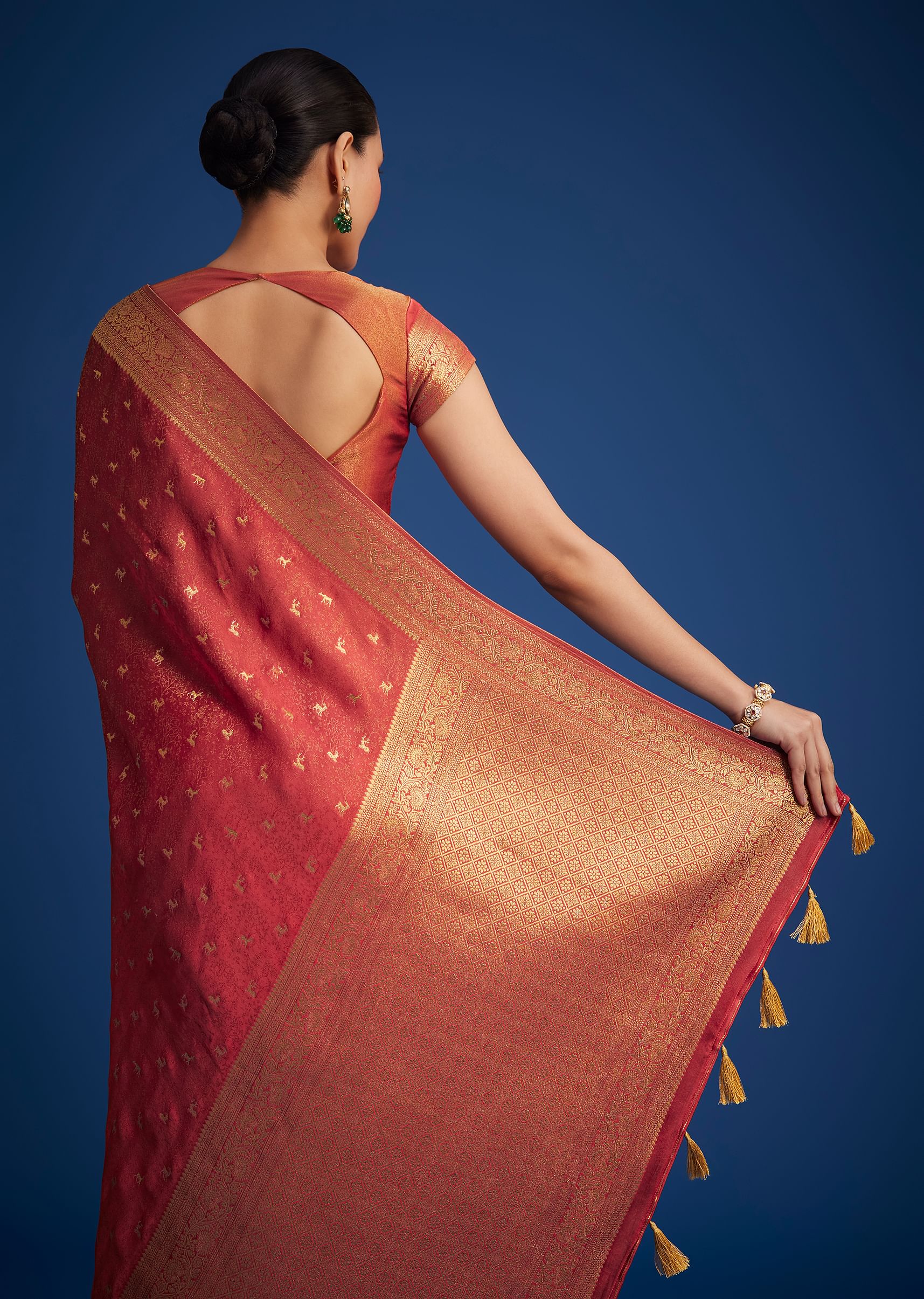 coral_red_tissue_silk_saree_with_zari_border-sg276498_6_3e3d47bf-e390-4f86-a3e5-c6569f515256.jpg
