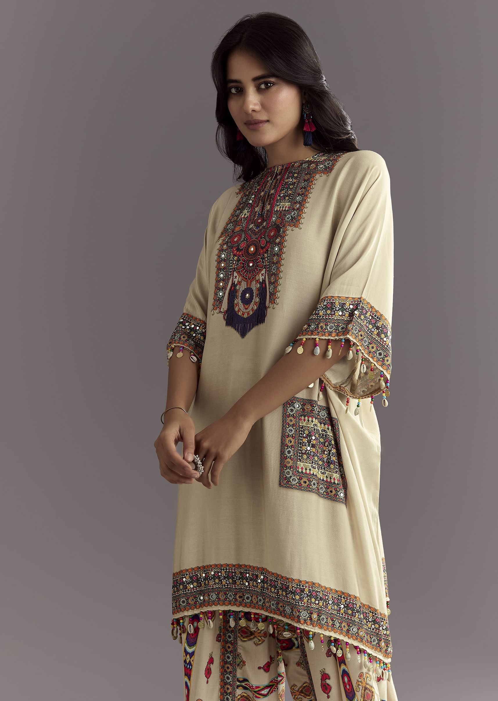 cream-printed-muslin-kurta-and-dhoti-sg311066-1_def2815a-5d70-425a-8471-d2a5d2135264.jpg