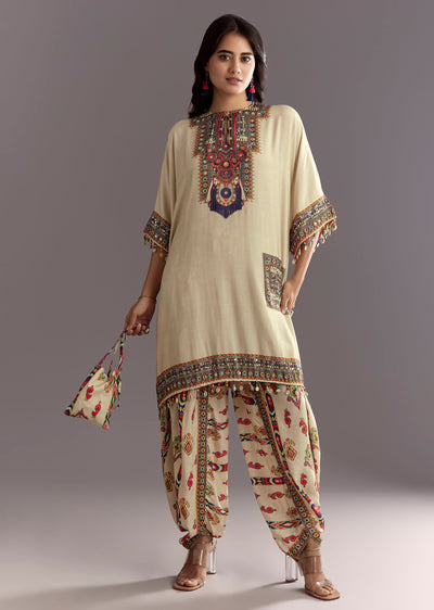 cream-printed-muslin-kurta-and-dhoti-sg311066-2_5c674327-a58d-447f-873b-6653750a860d.jpg