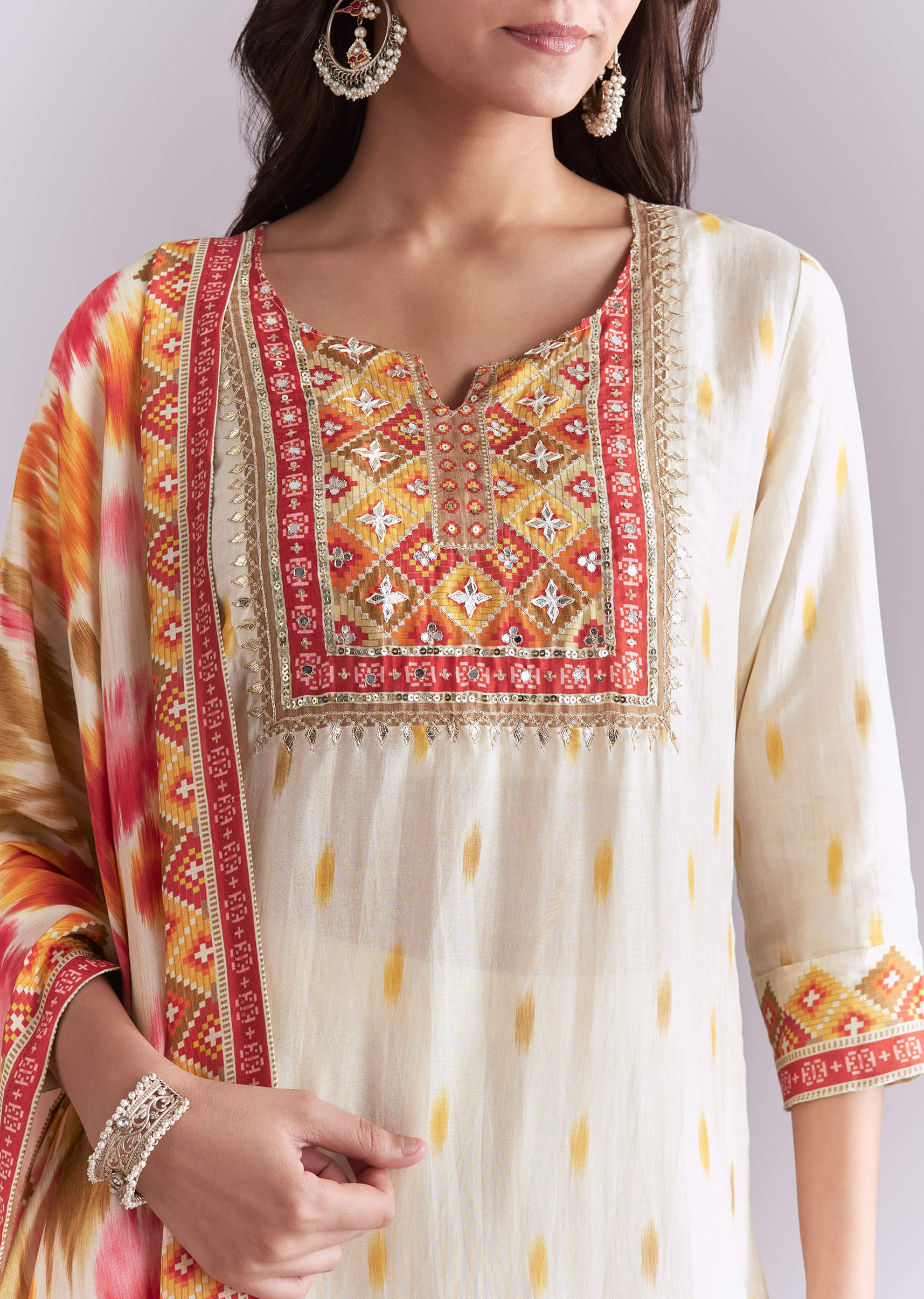 cream-silk-kurta-set-with-ikat-style-print-sg357500-2.jpg