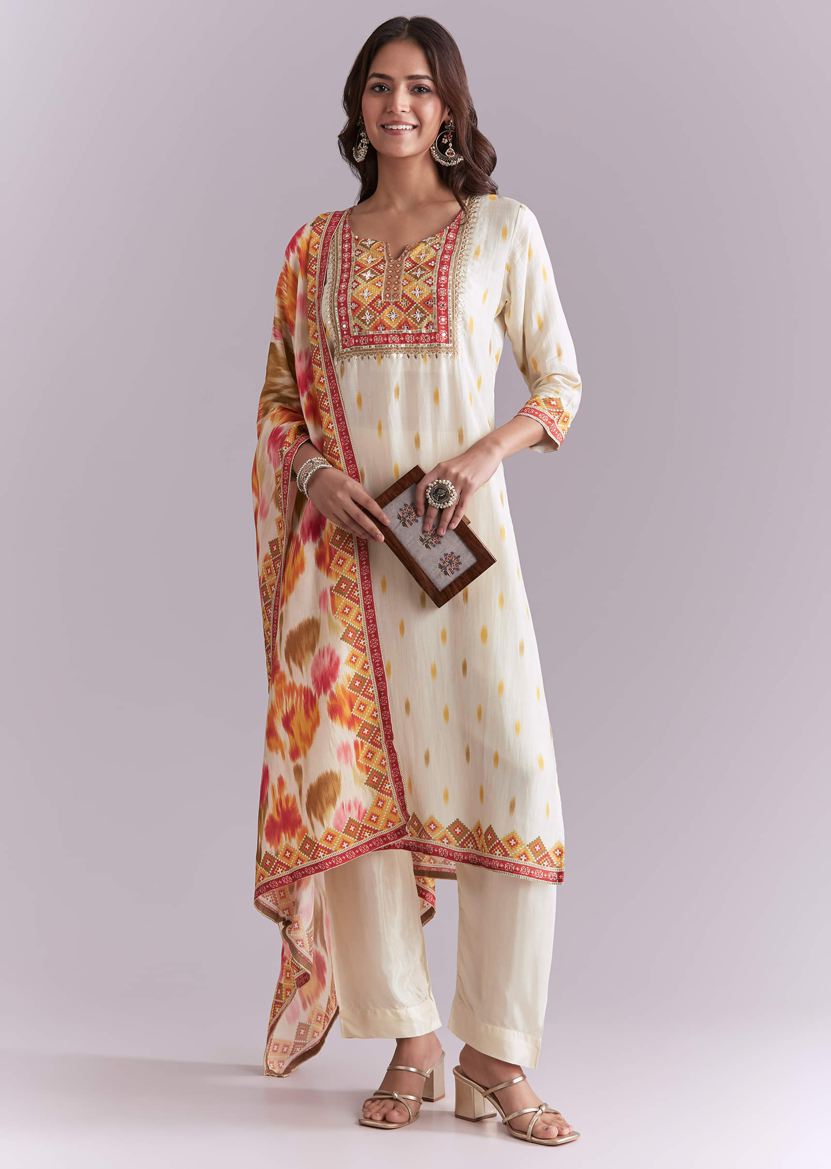 cream-silk-kurta-set-with-ikat-style-print-sg357500-3.jpg