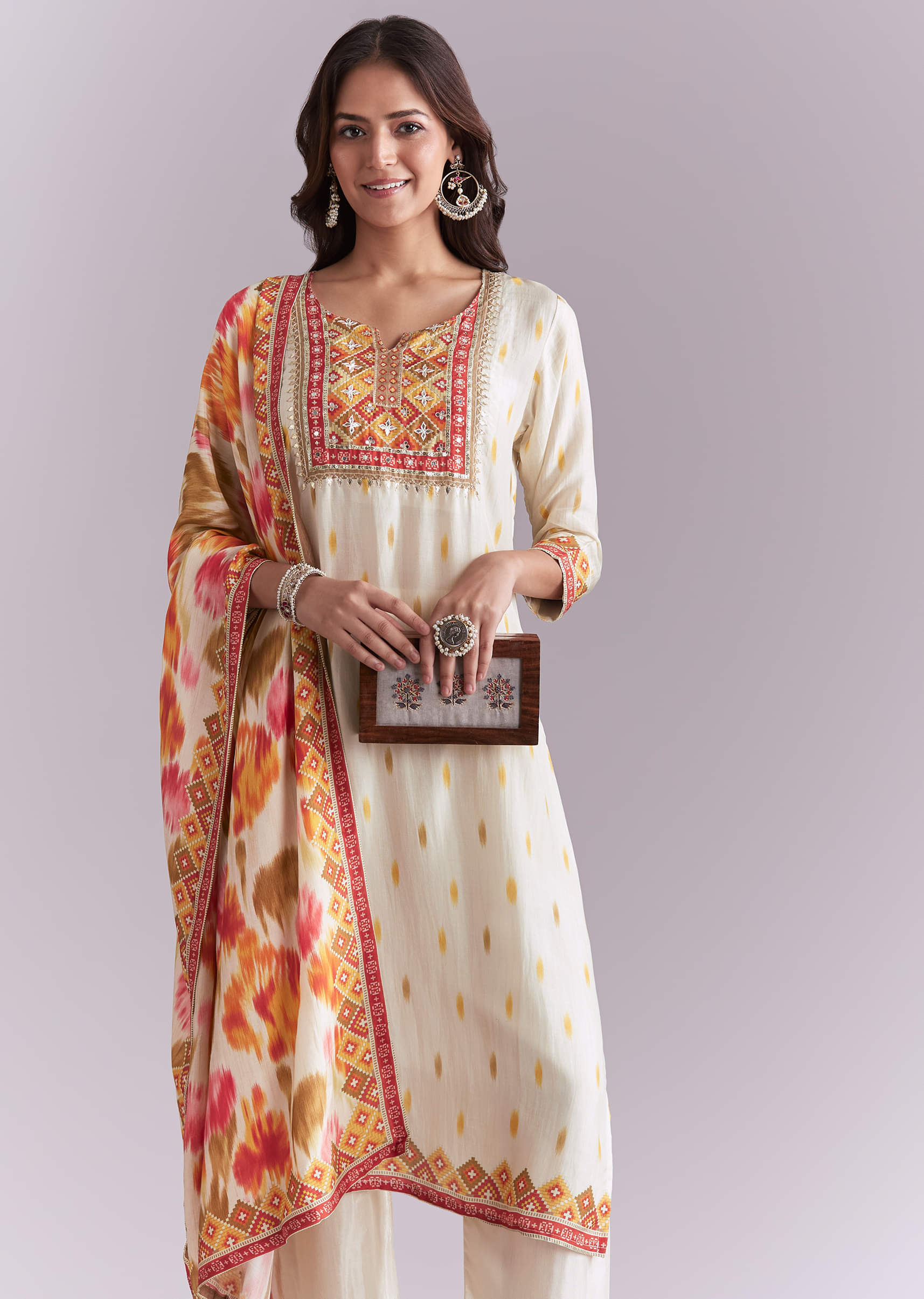 cream-silk-kurta-set-with-ikat-style-print-sg357500-4.jpg