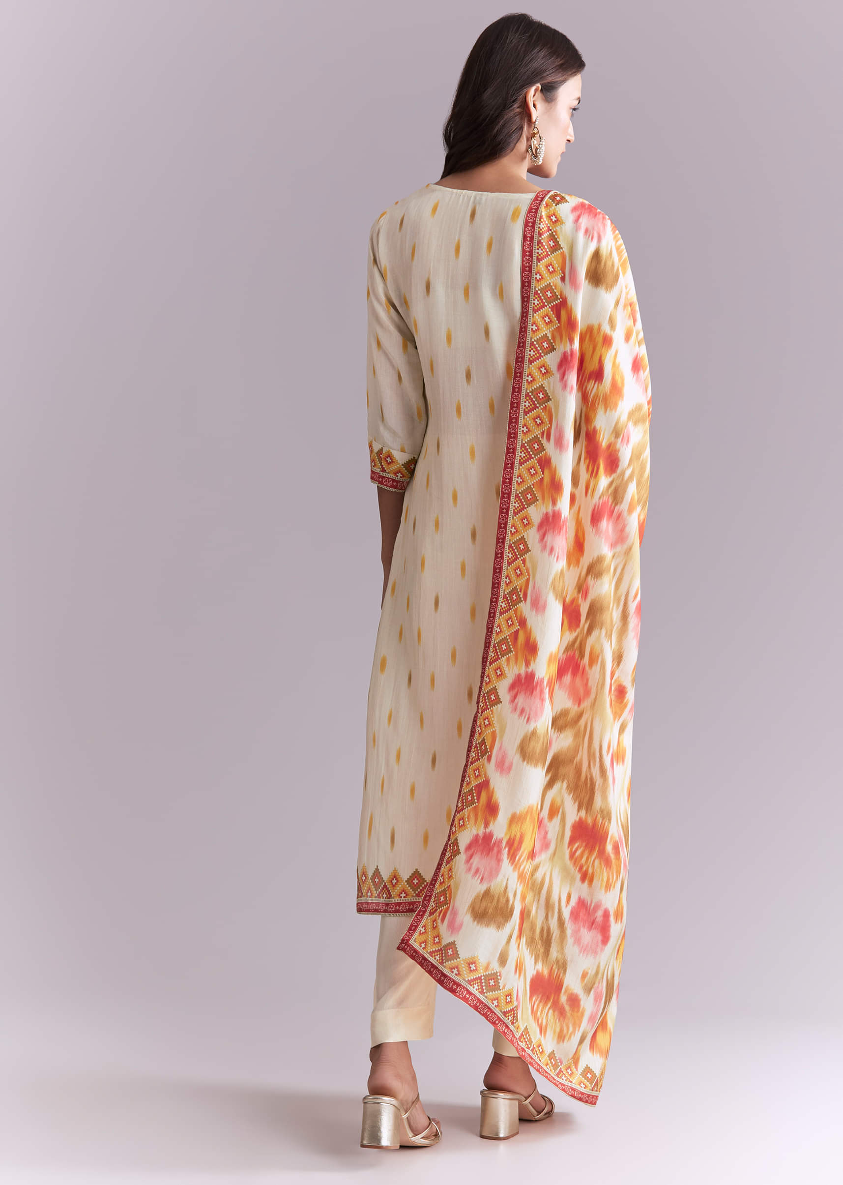 cream-silk-kurta-set-with-ikat-style-print-sg357500-5.jpg