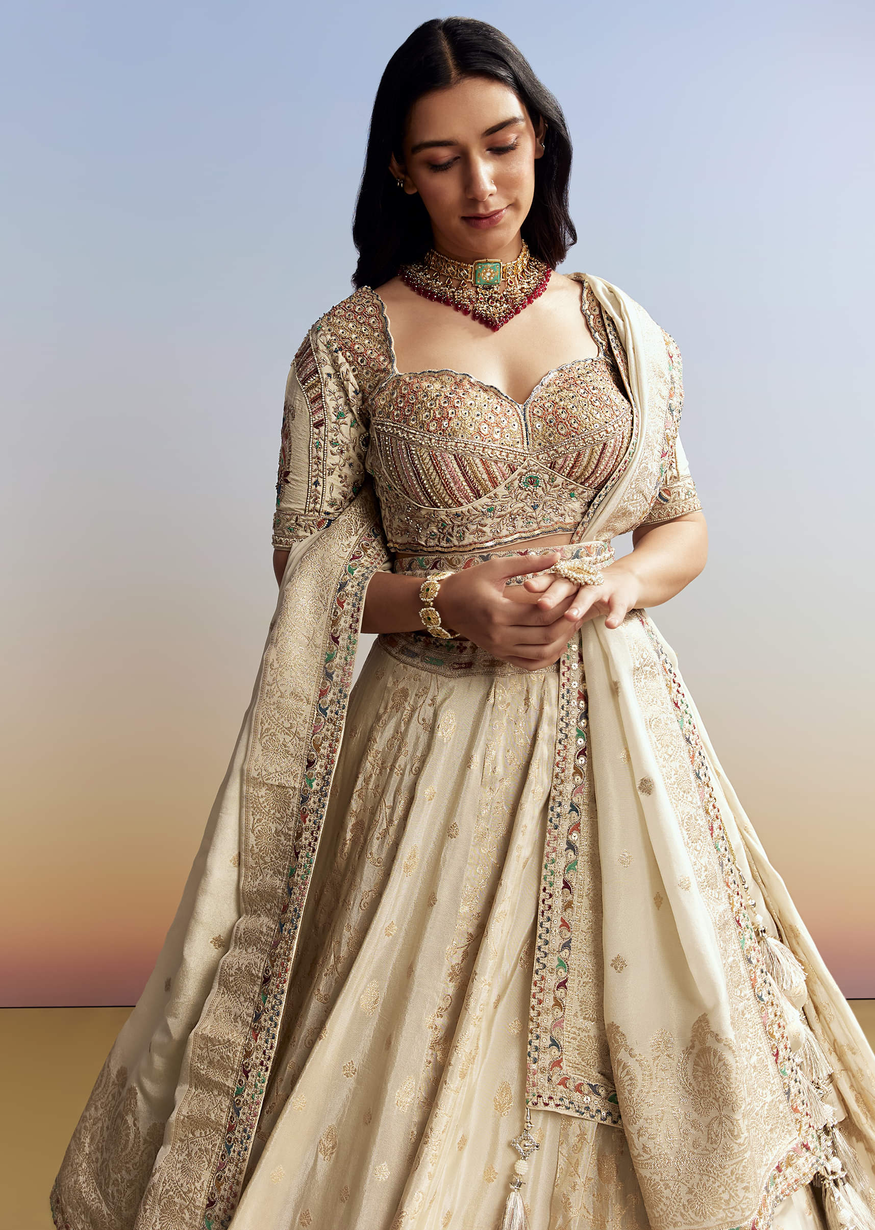 cream-tissue-embroidered-bridesmaid-lehenga-sg283407-4.jpg