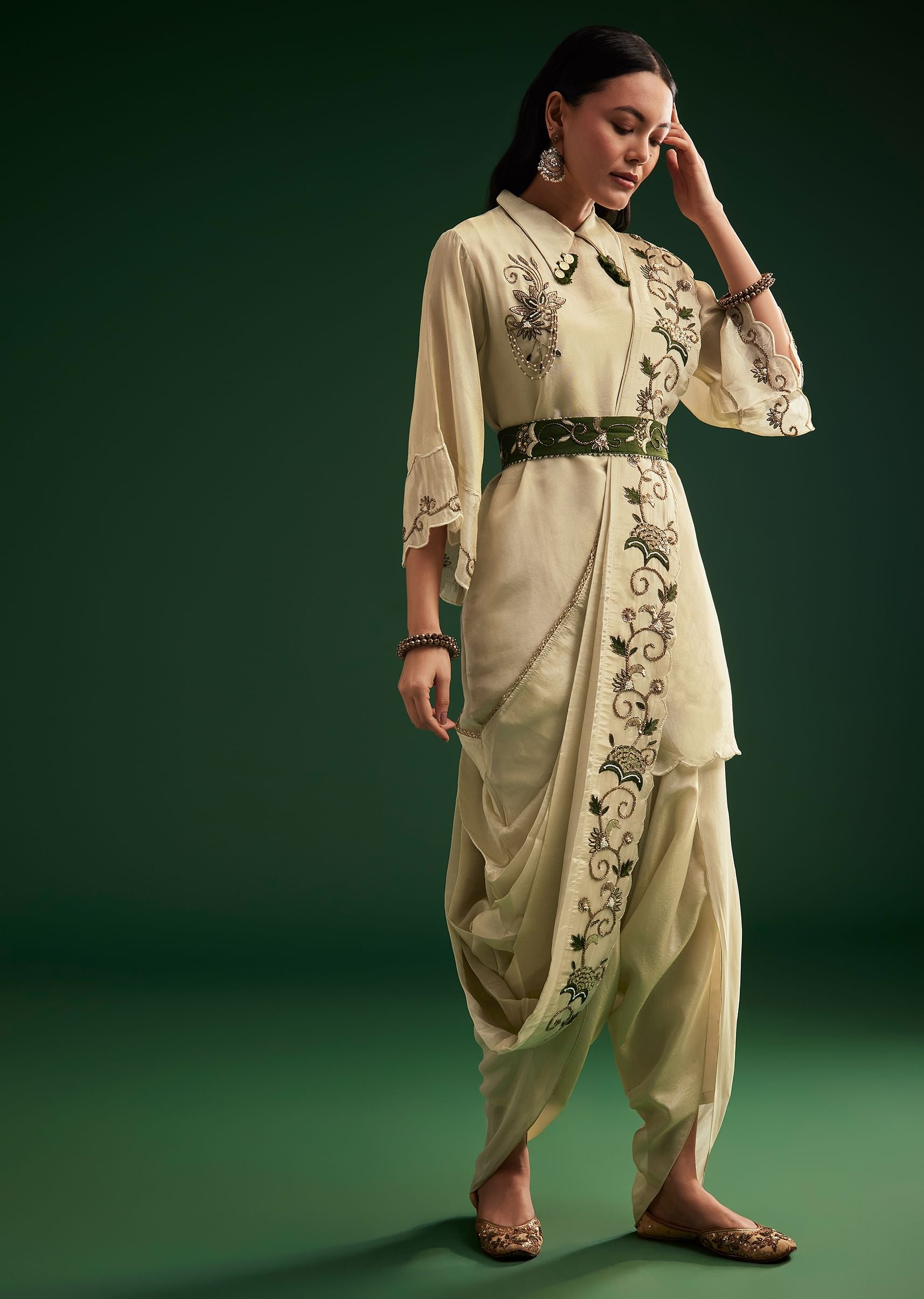 cream-white-tissue-kurta-dhoti-with-dupatta-and-belt-sg304347-1_86b4c26c-b6f7-4773-88e7-8ebd95511238.jpg