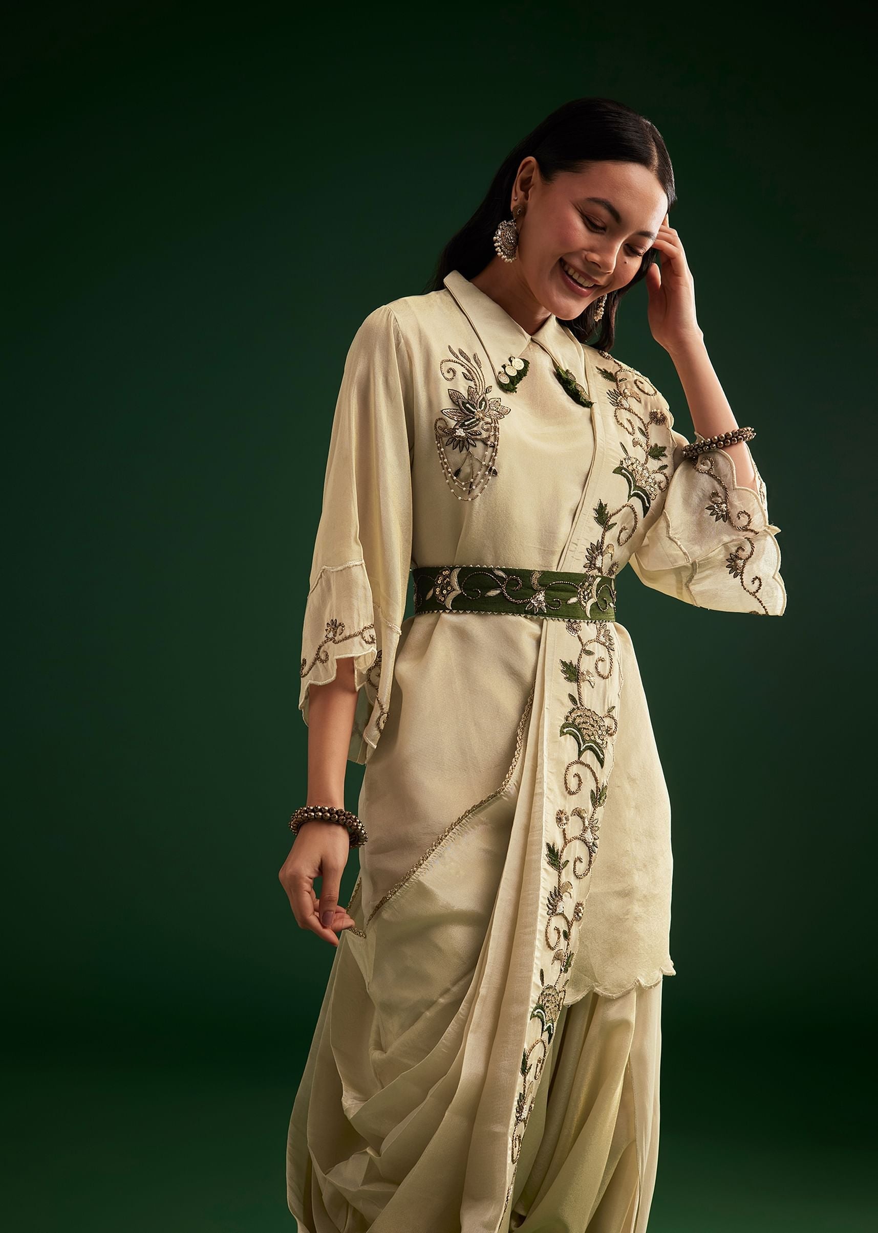cream-white-tissue-kurta-dhoti-with-dupatta-and-belt-sg304347-4_6dd7acb0-c802-4442-bd90-a73083600a67.jpg