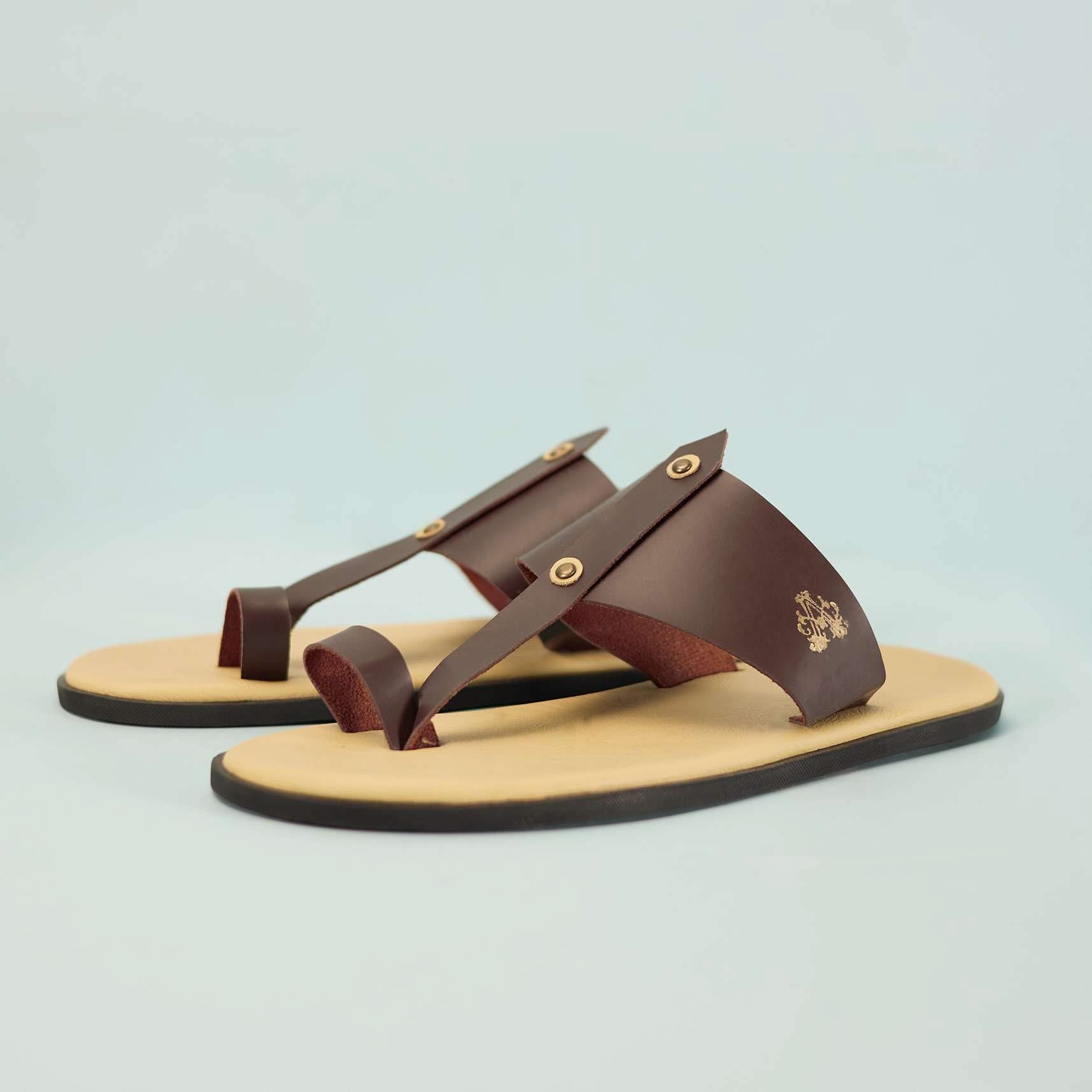 cream_and_brown_strappy_slides_for_men_in_leather_with_butto-sg124659_3_f1477d53-7851-48f4-8e37-a8d22b9771da.jpg