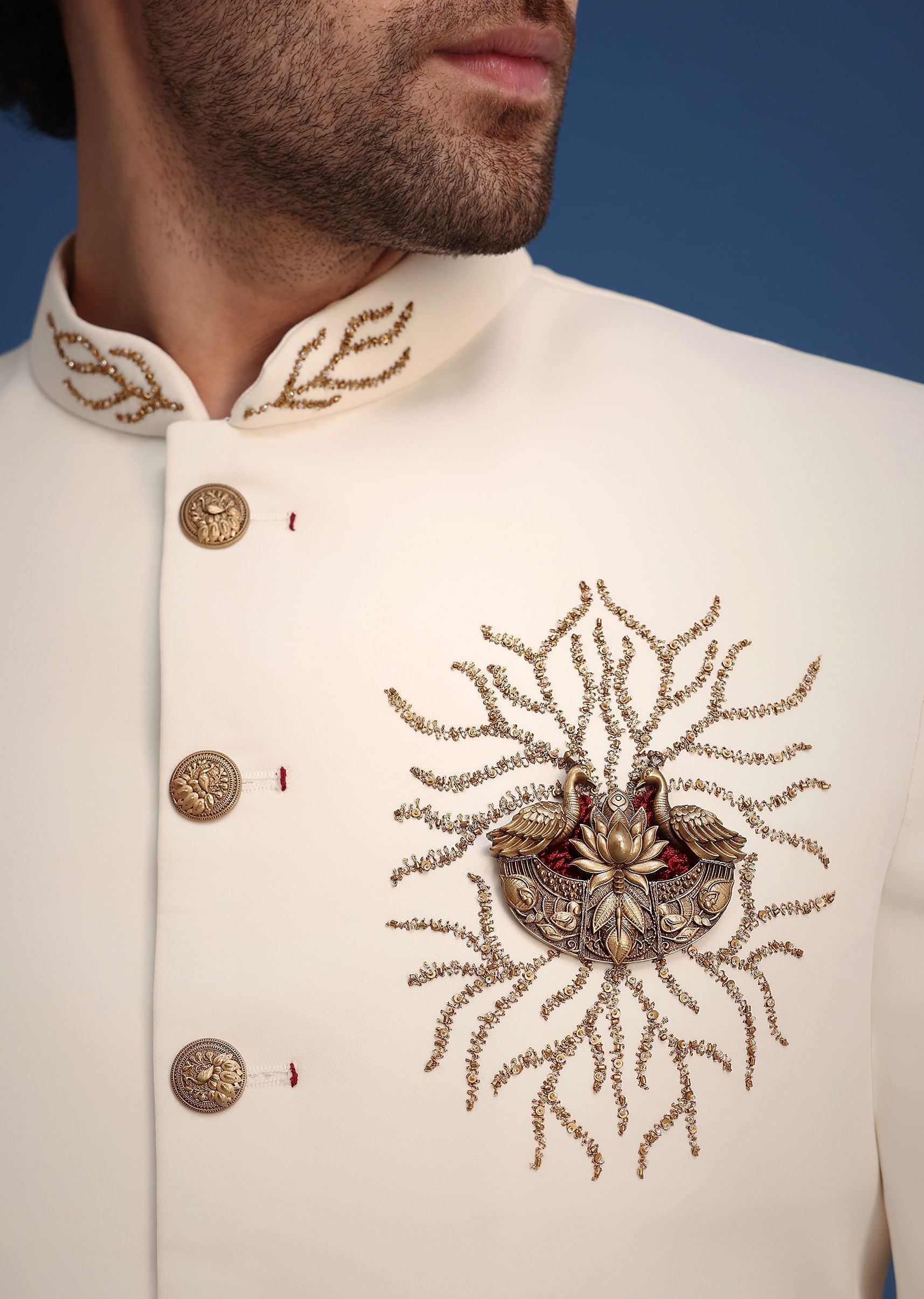 cream_indowestern_suit_with_zari_and_metal_work_broach-sg259090_4_4399f917-3076-4948-9b8b-6283d90515eb.jpg