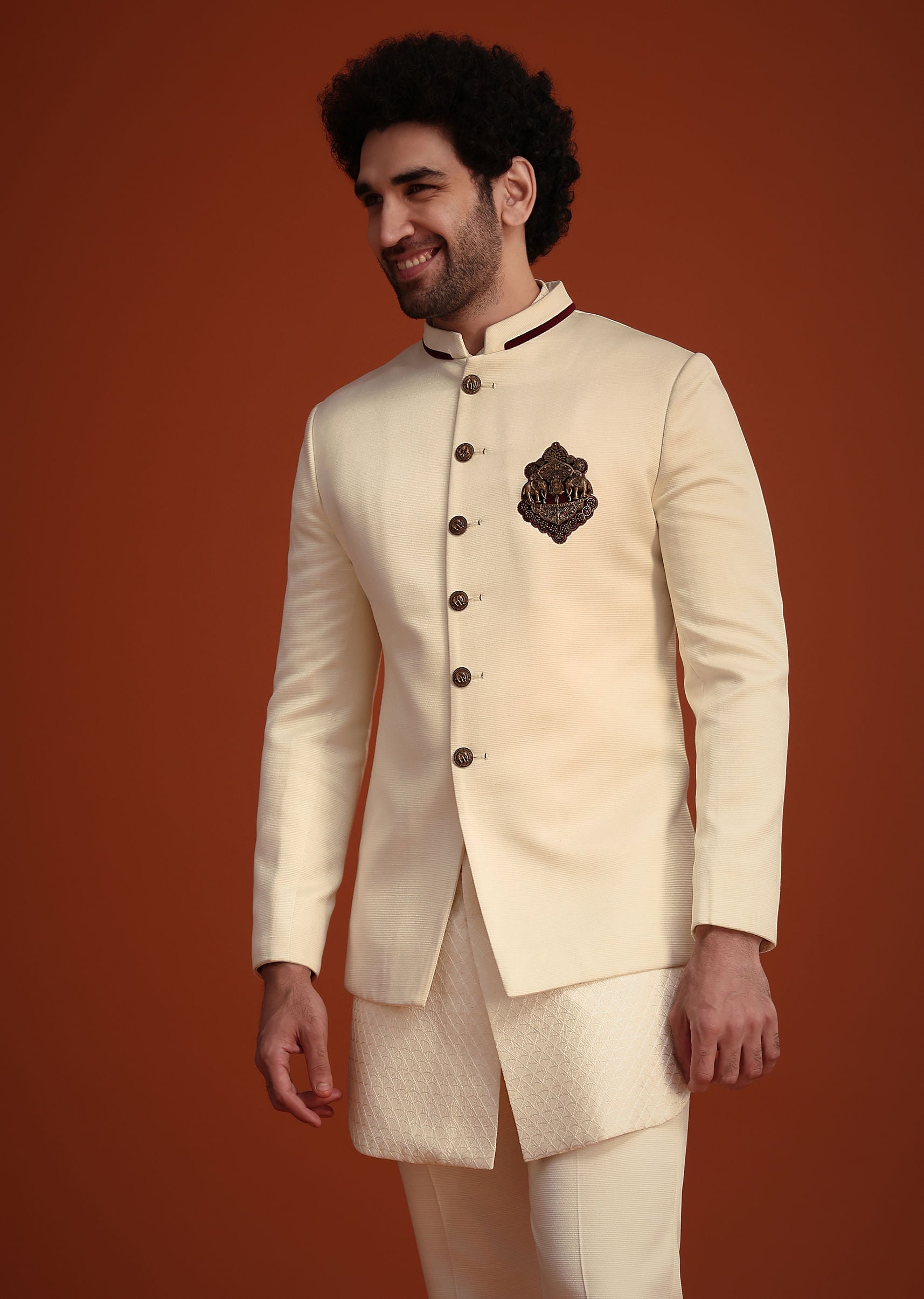 cream_kurta_jodhpuri_set_with_velvet_patch_work_broach-sg250023_5_f475de35-ffd2-4299-b4d9-e24fb5ca5c90.jpg
