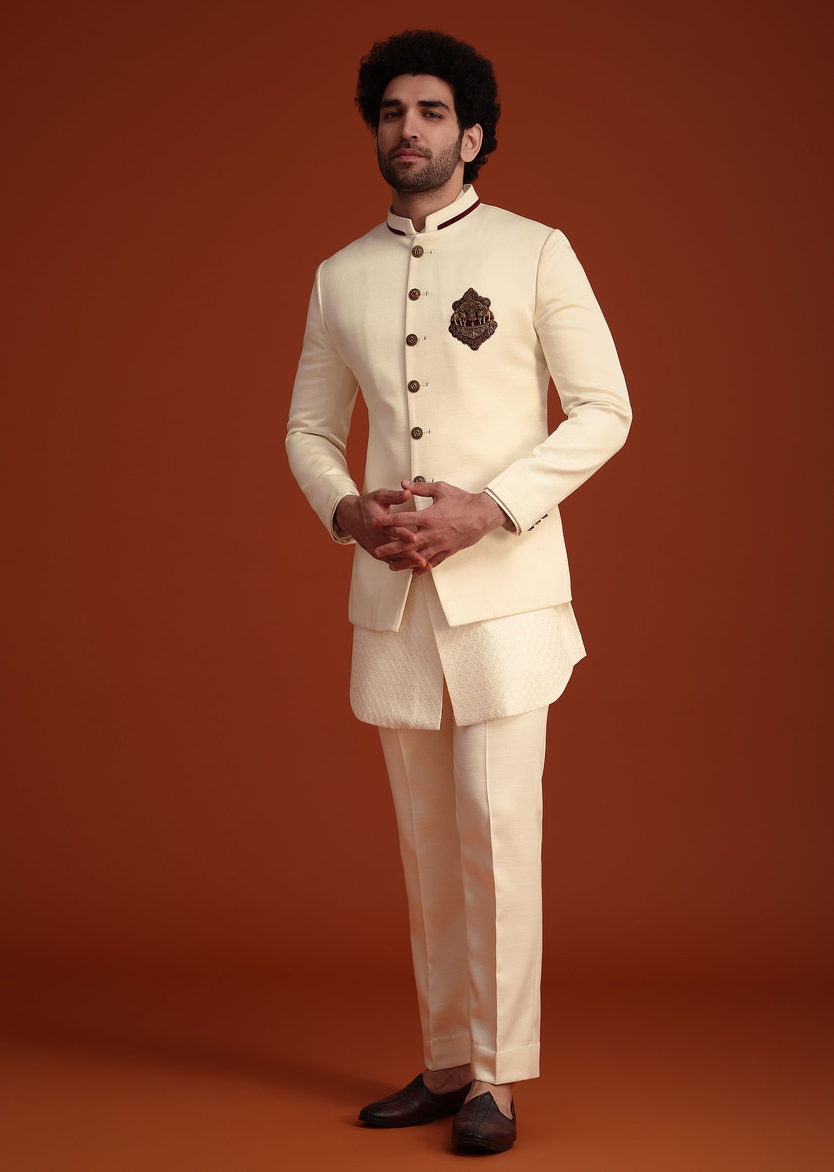 cream_kurta_jodhpuri_set_with_velvet_patch_work_broach-sg250023_6_9cf4ebee-3bb7-4656-aed9-37dcb13e2e77.jpg