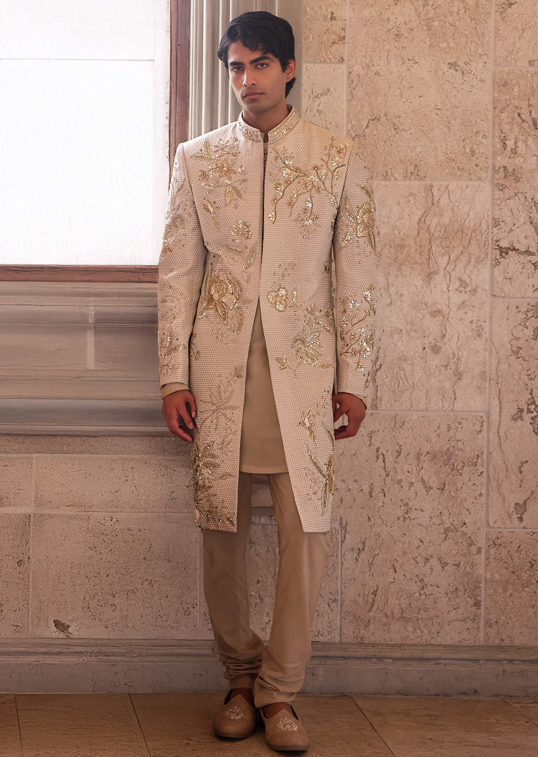 cream_silk_sherwani_for_groom_with_intricate_zardosi-sg357675-1_1.jpg