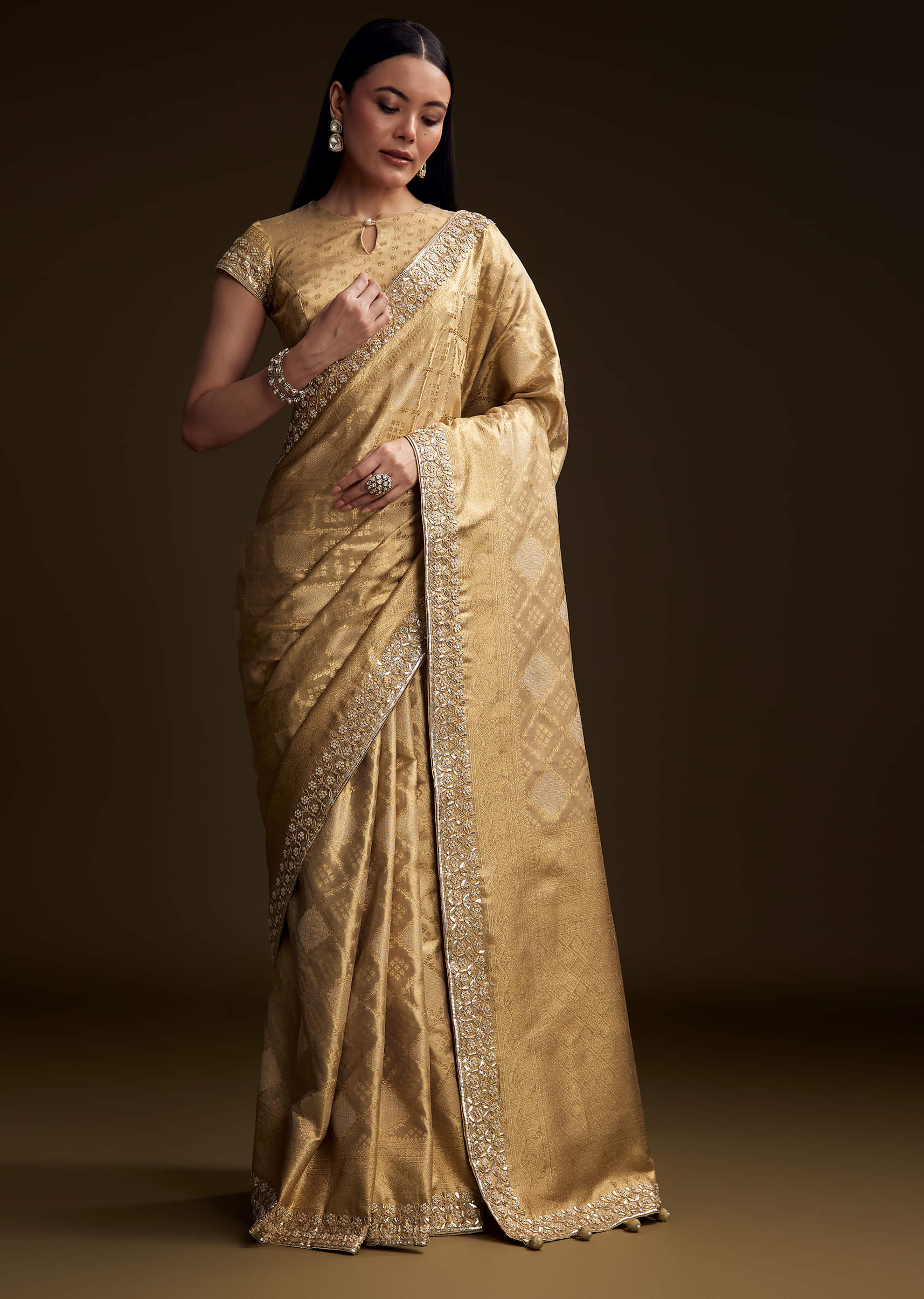 cream_tissue_brocade_saree_with_gotapatti_and_moti-sg316233-9_9.jpg