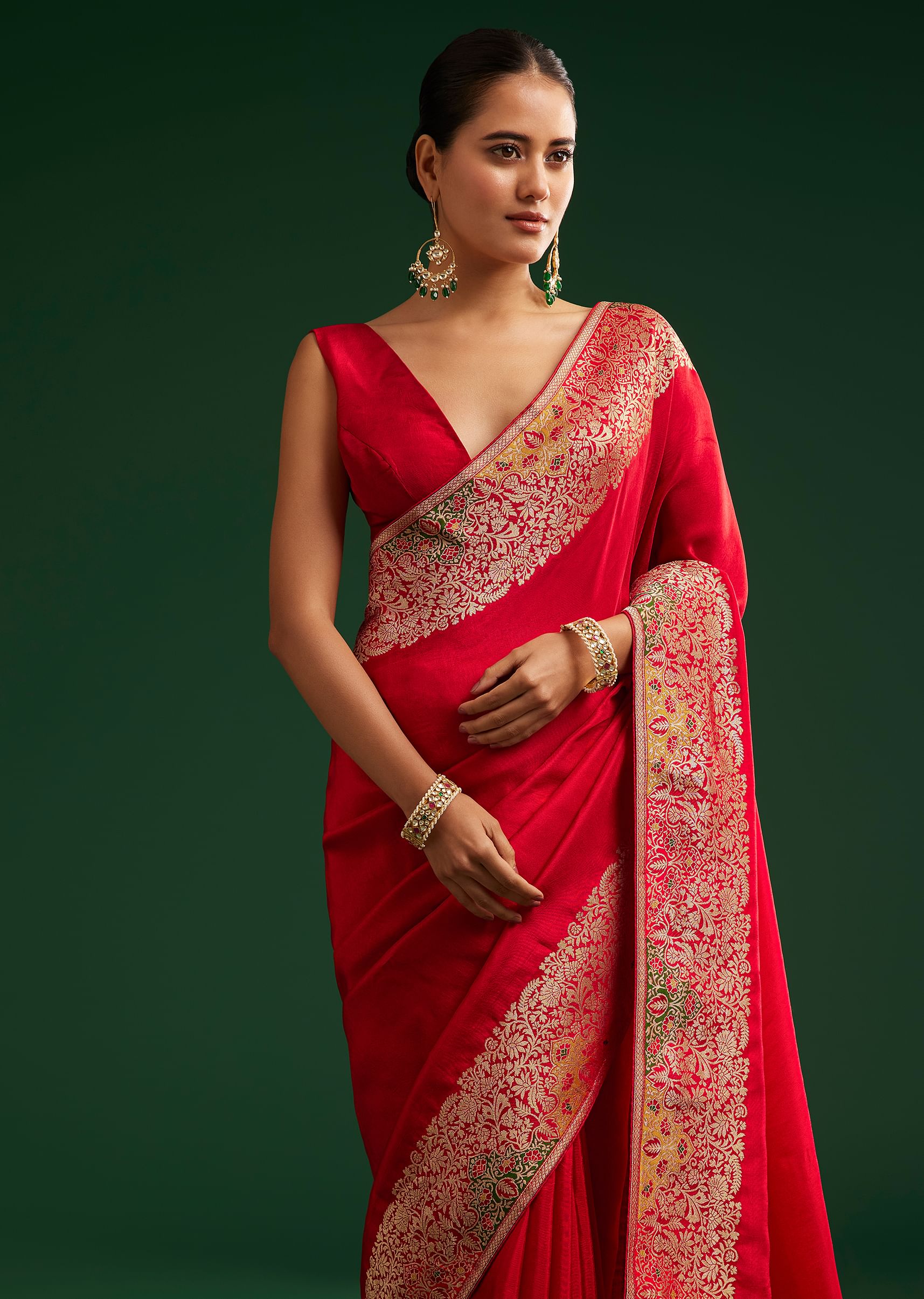 crimson-dola-silk-saree-with-intricate-zari-work-sg292418-5_9255db41-112f-47c9-aec1-5710b3a6ce8a.jpg