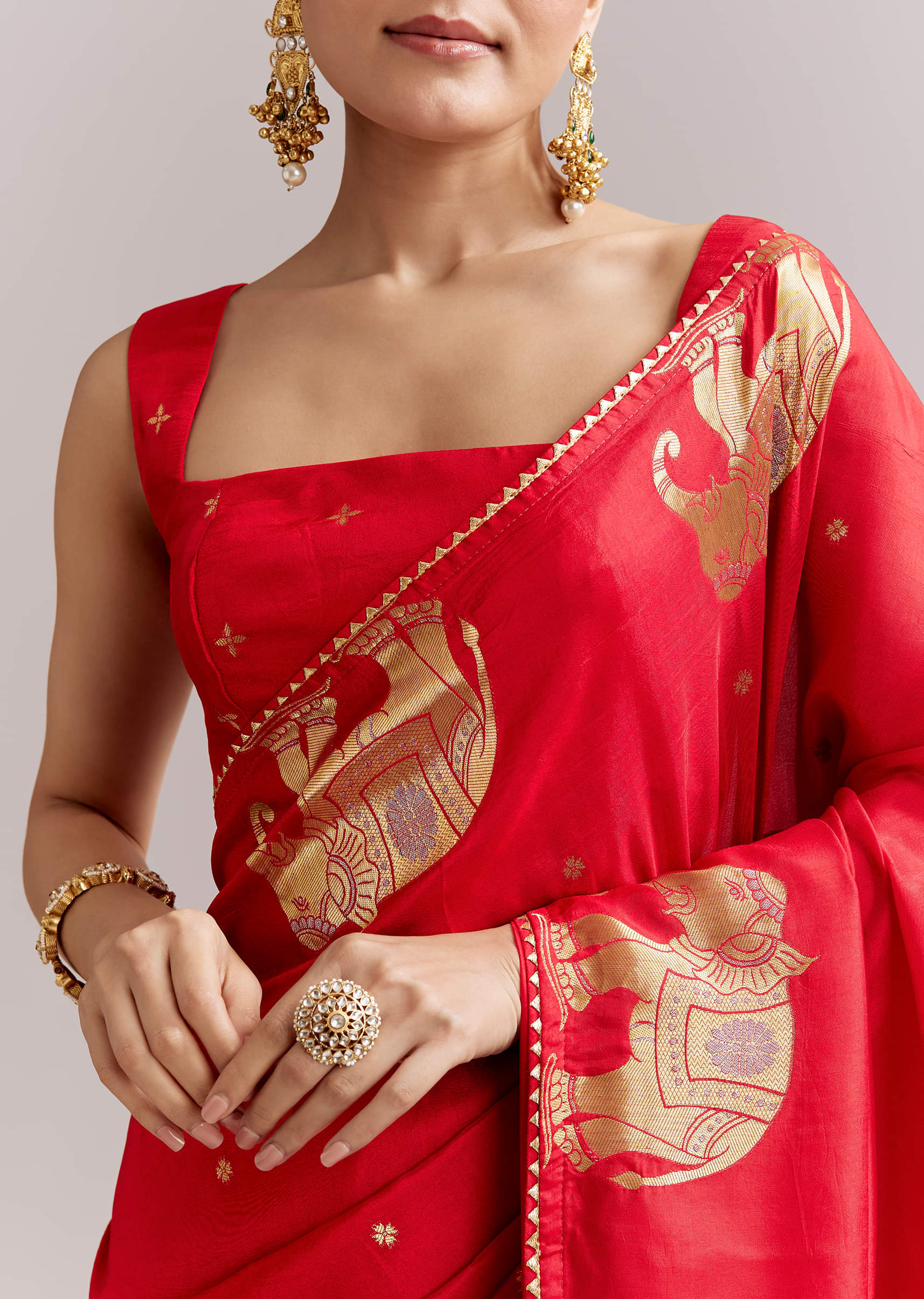 crimson-red-chinon-woven-saree-with-elephant-motifs-sg351918-2.jpg
