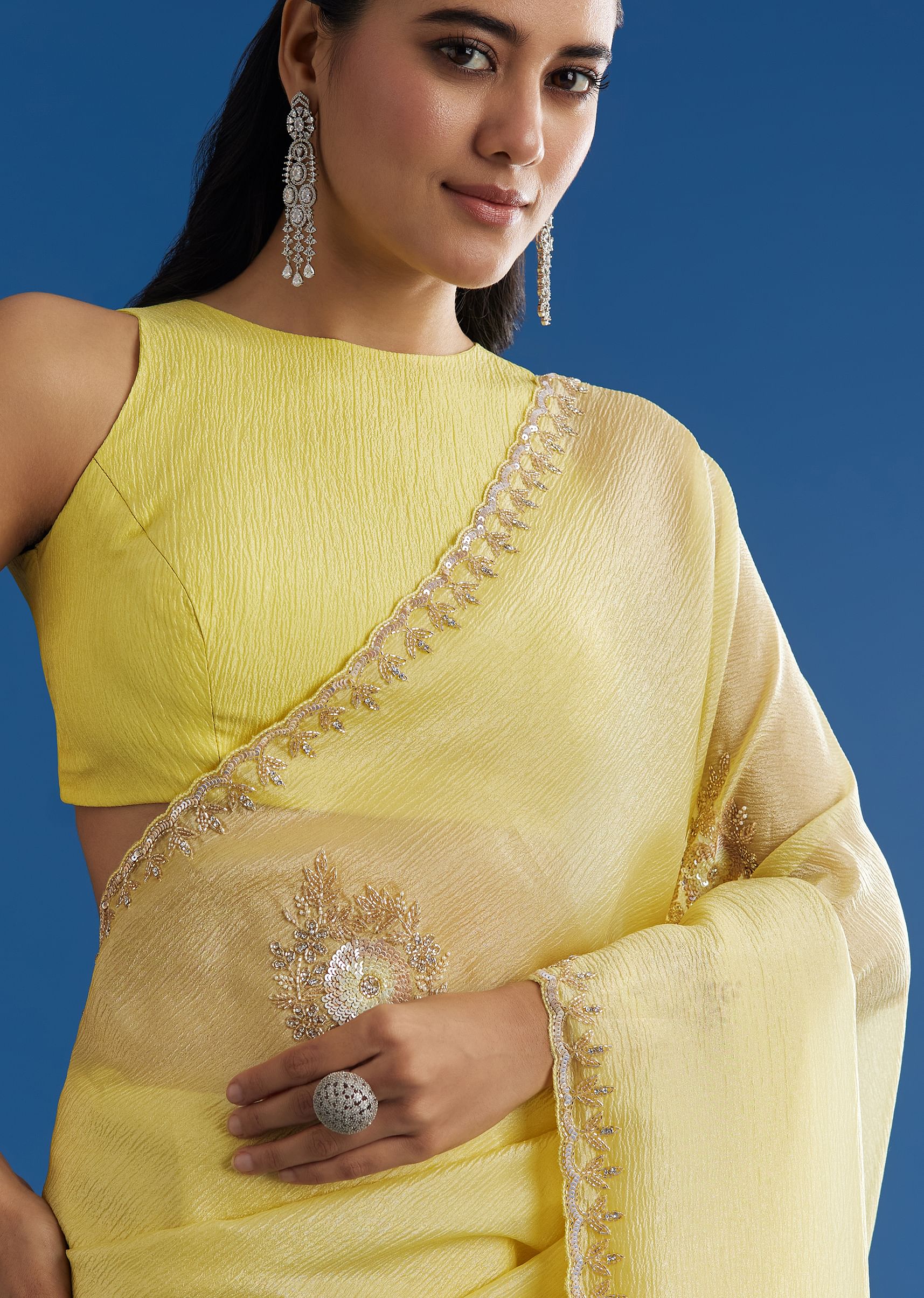 crushed-tissue-saree-with-cutdana-and-sequins-embroidered-scallop-border-sg296093-3_157efbfe-30b6-4d65-91bf-3c4103c2371a.jpg