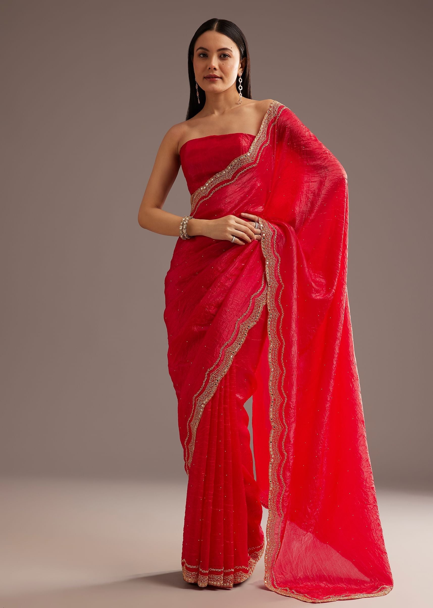 crushed-tissue-silk-saree-with-cutdana-scallop-border-sg285417-2_12583c41-9134-4576-b0ba-6269ef3adf5a.jpg