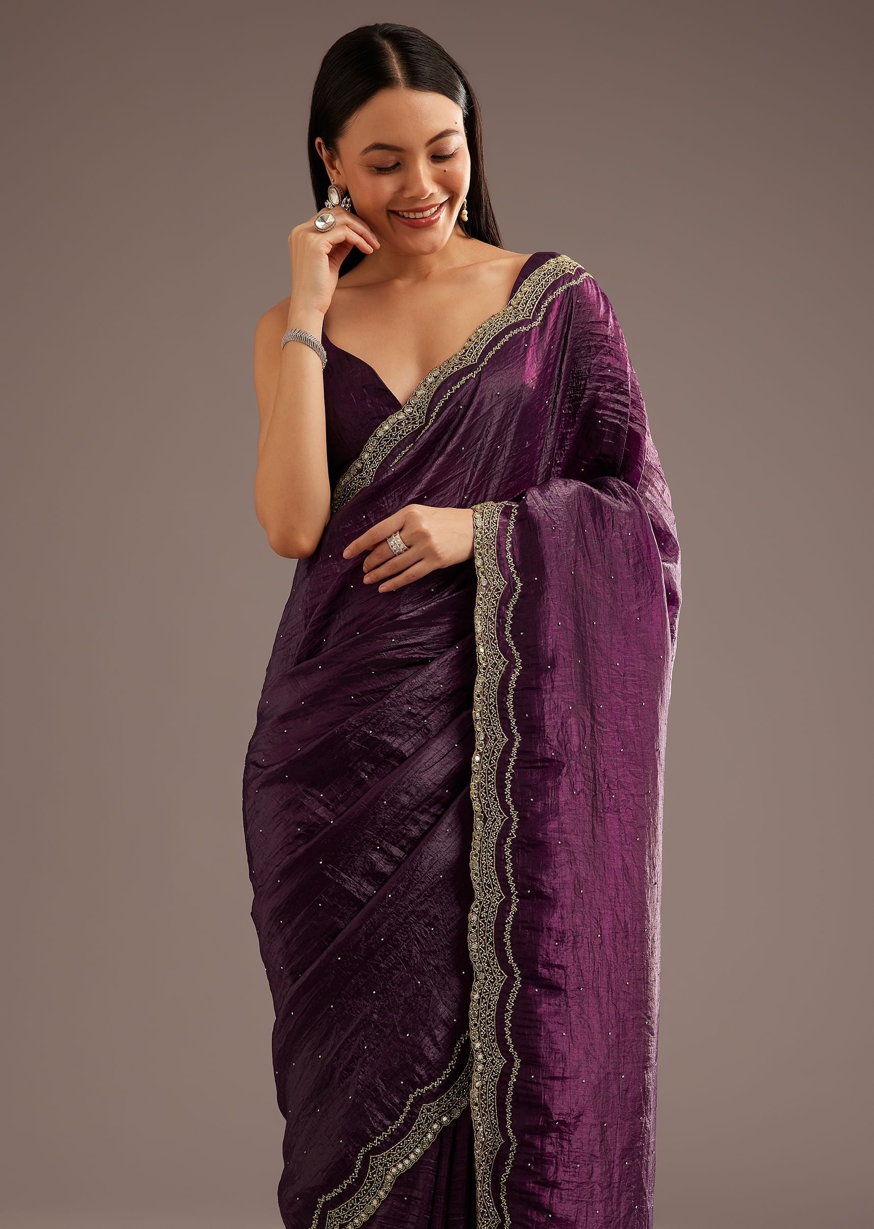 crushed-tissue-silk-saree-with-cutdana-scallop-border-sg285419-1_c301a472-ffa8-4d7b-be55-7cb25b1c086c.jpg