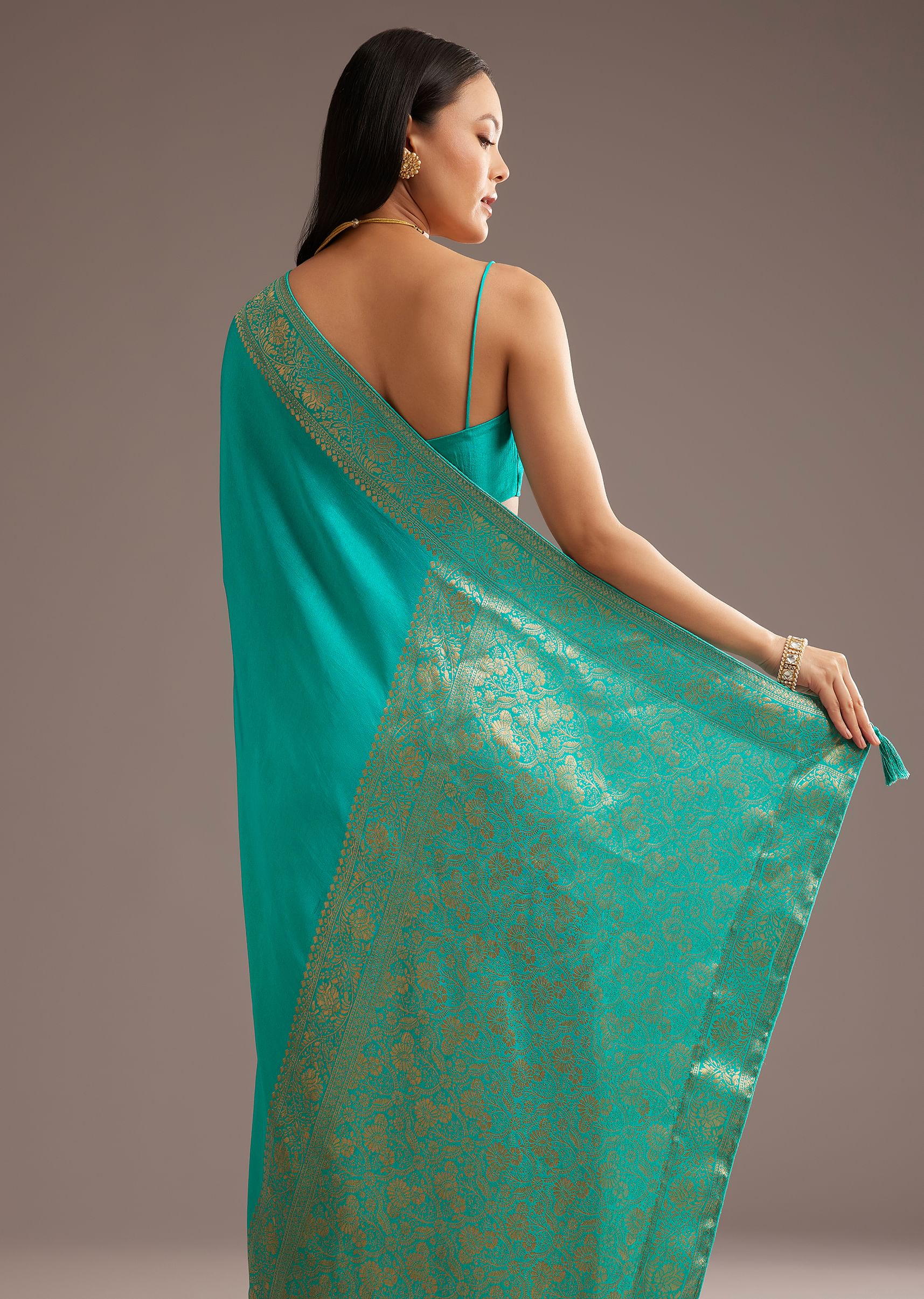 cyan-dola-silk-saree-with-zari-woven-border-and-pallu-sg292693-6_4a7e7e5a-1add-419e-8dc8-90aef15250cc.jpg
