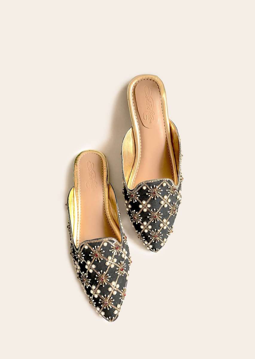 d0662818y-sg43235-black_mules_with_maroon_swarovski_and_zari_detailing_by_sole_house_1_54141024-7f81-4701-9bd1-6175ddf1ccdf.jpg