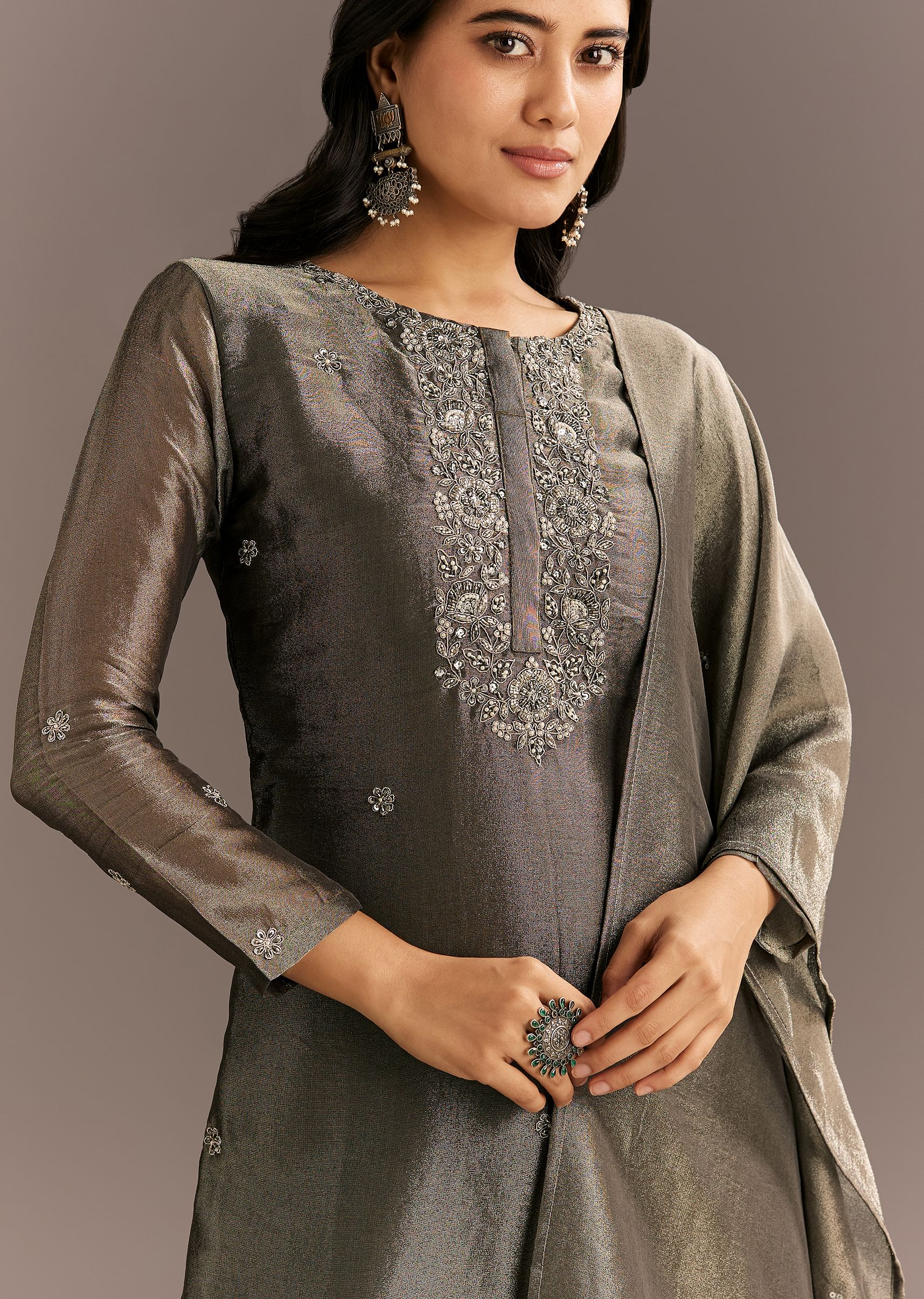 dark-grey-tissue-kurta-pant-set-with-butti-dupatta-sg312802-2.jpg