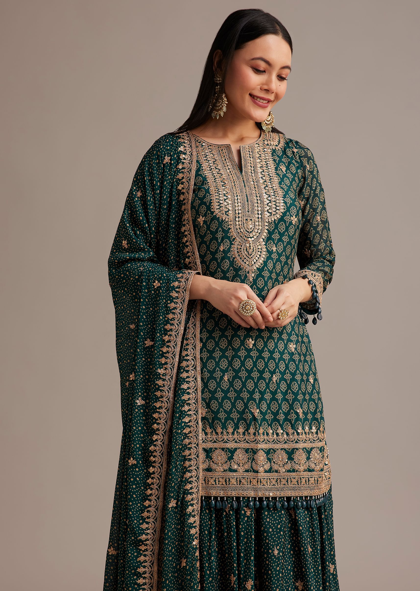 dark_green_bandhani_kurta_set_with_shell_tassel_detailing-sg298669_5_d151571d-03cf-4d0c-a9bc-ffac1839426a.jpg