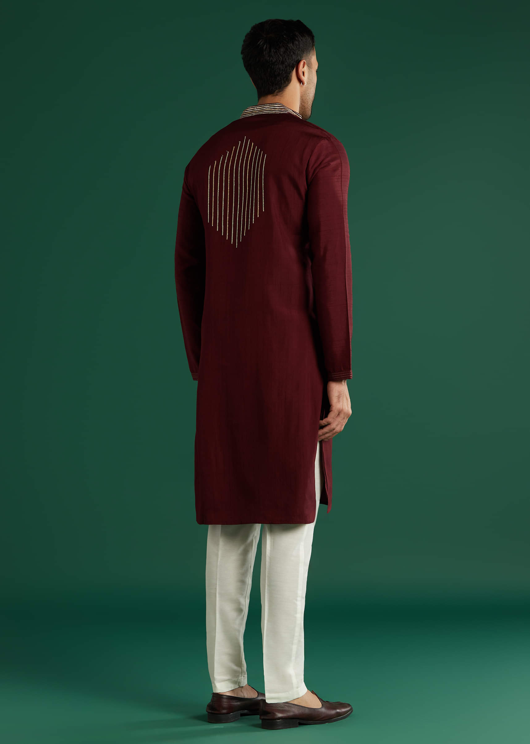 deep-maroon-silk-kurta-set-for-men-with-gota-work-sg330278-3_1.jpg