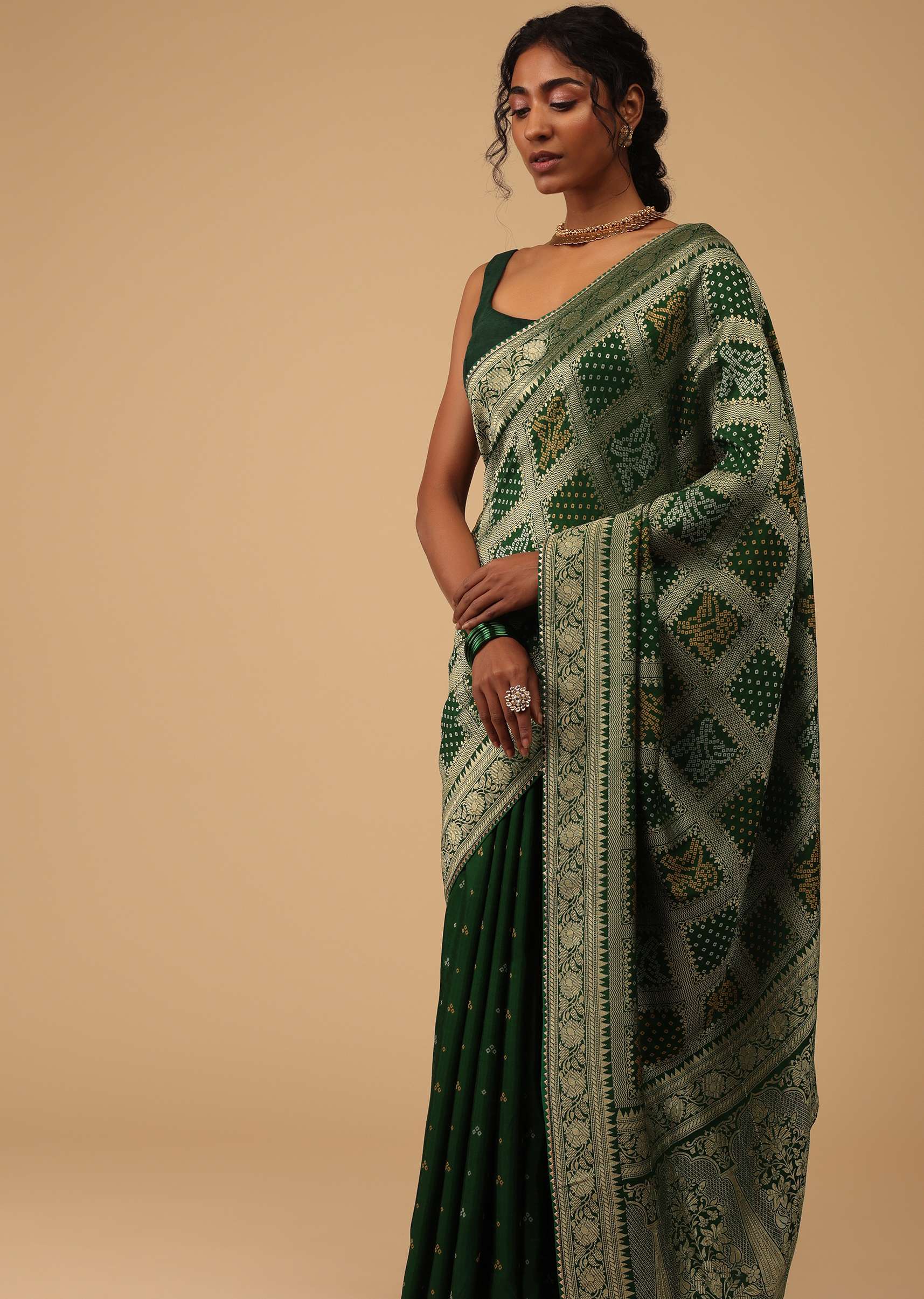 deep_green_dola_silk_banarasi_saree_with_bandhani-sg142168_4_6871ba44-ab0b-4aea-8942-47d249653017.jpg