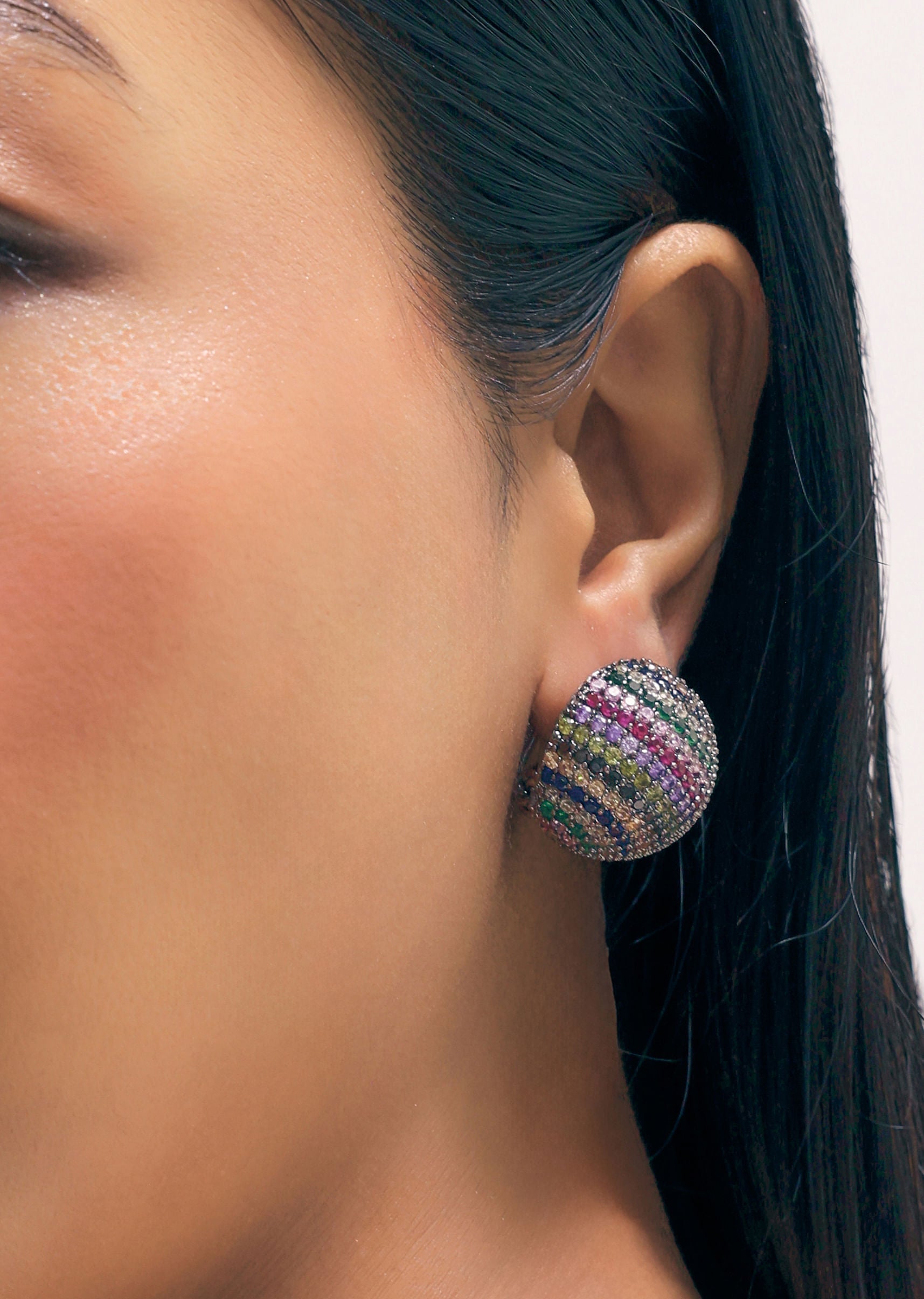diamond_studs_with_multicolour_stone_in_mix-sg243317_1_04d7808c-76ca-45e5-904b-8e9213af62bf.jpg
